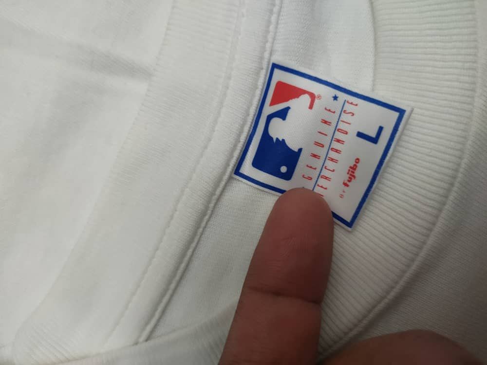 MLB 90s Vintage MLB La Dodgers Logo T Size US M / EU 48-50 / 2 - 4 Thumbnail