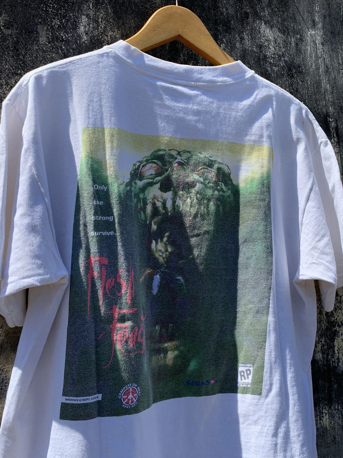 Vintage 1990s Flesh Feast by Segasoft Tshirt Size US L / EU 52-54 / 3 - 4 Thumbnail