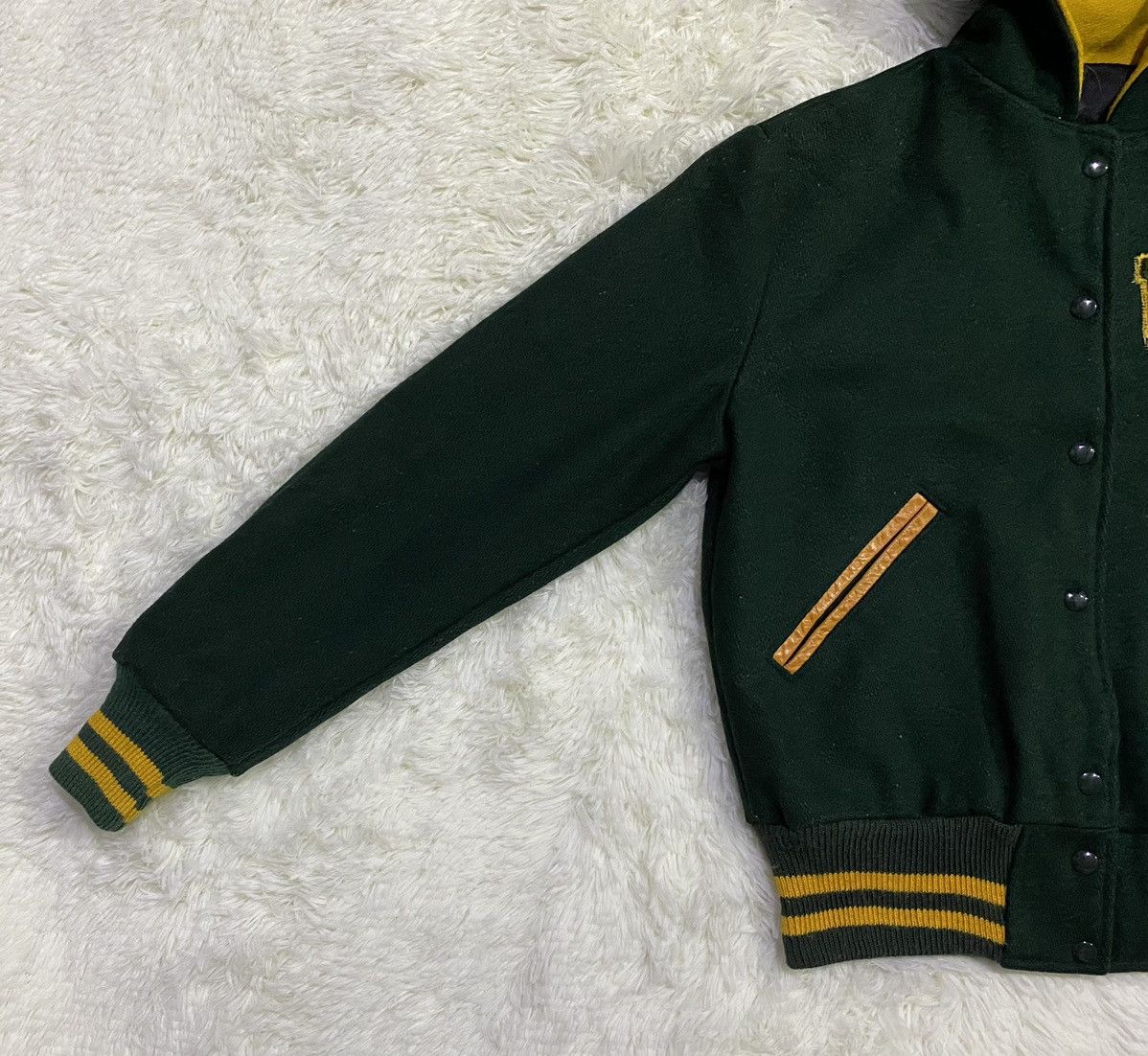 Vintage Custom Made Award Jacket Vintage Varsity Jacket by Admiral Size US M / EU 48-50 / 2 - 6 Thumbnail