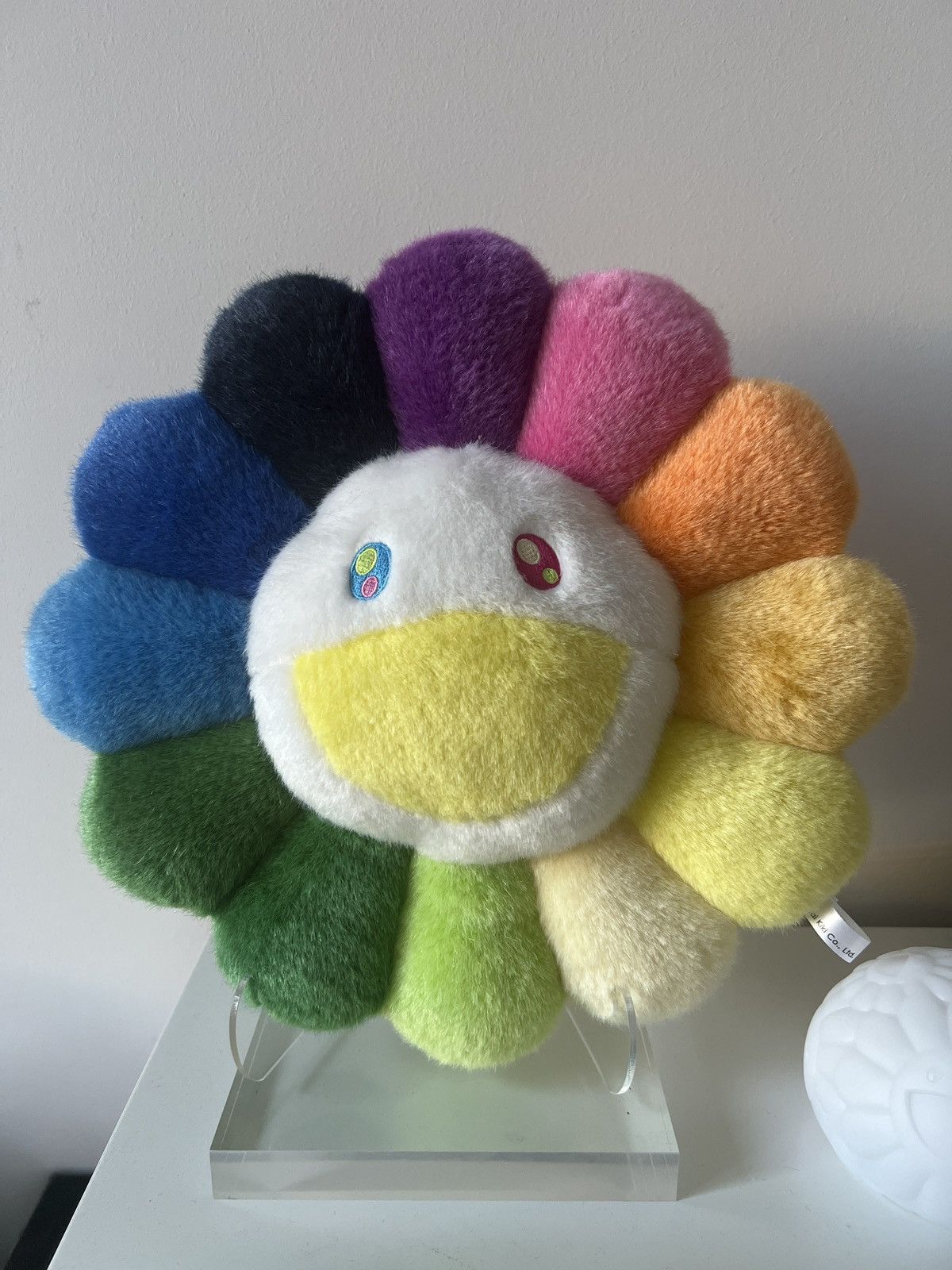 image of Takashi Murakami Takashi Murkami Pillow Rainbow White 30Cm, Men's