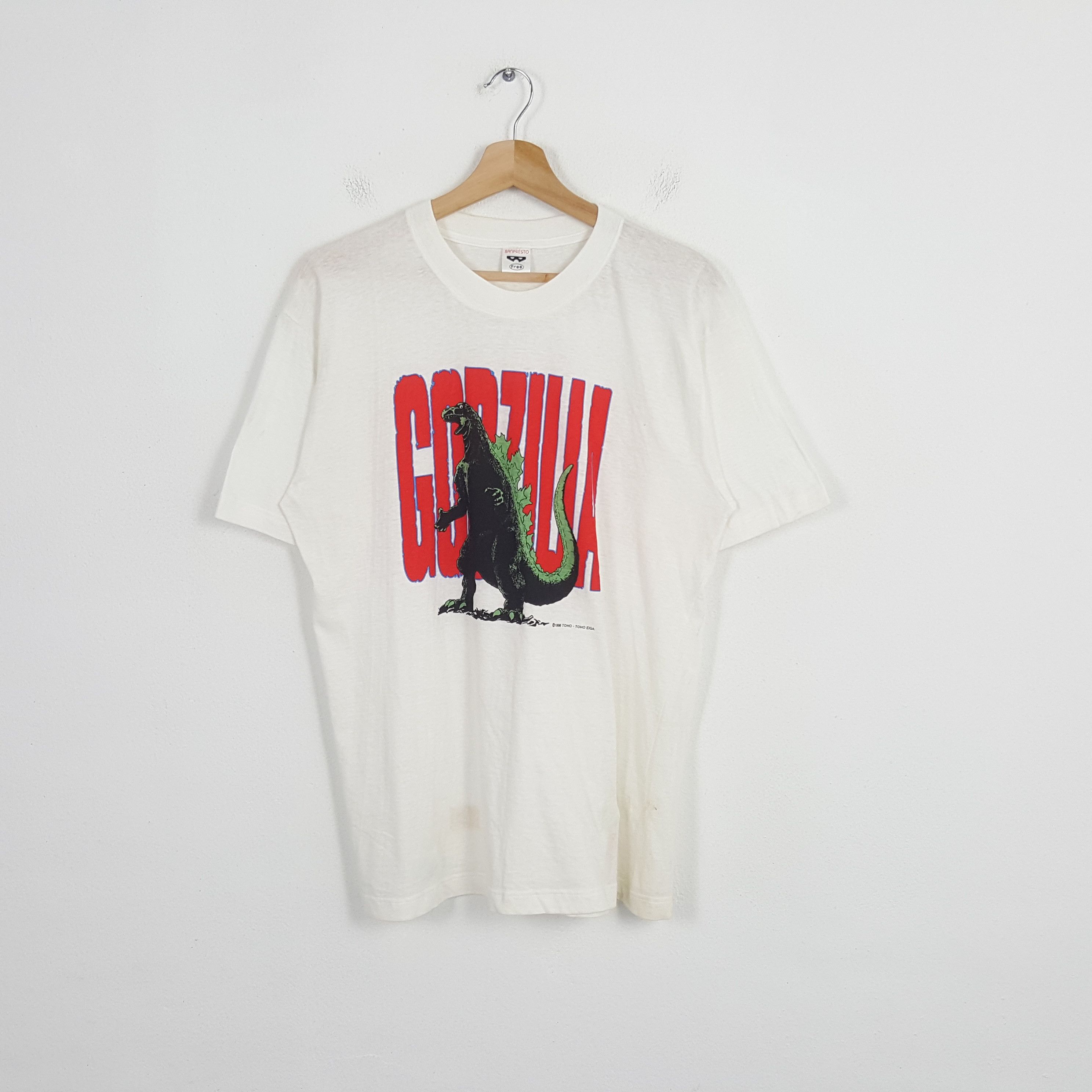 Vintage Vintage 90’s Godzilla Big Design Tshirt Size US L / EU 52-54 / 3 - 1 Thumbnail