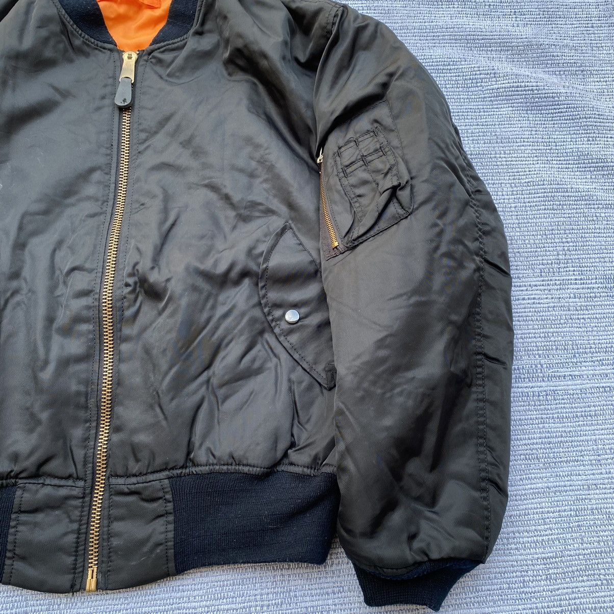 Vintage black bomber jacket Size US L / EU 52-54 / 3 - 3 Thumbnail