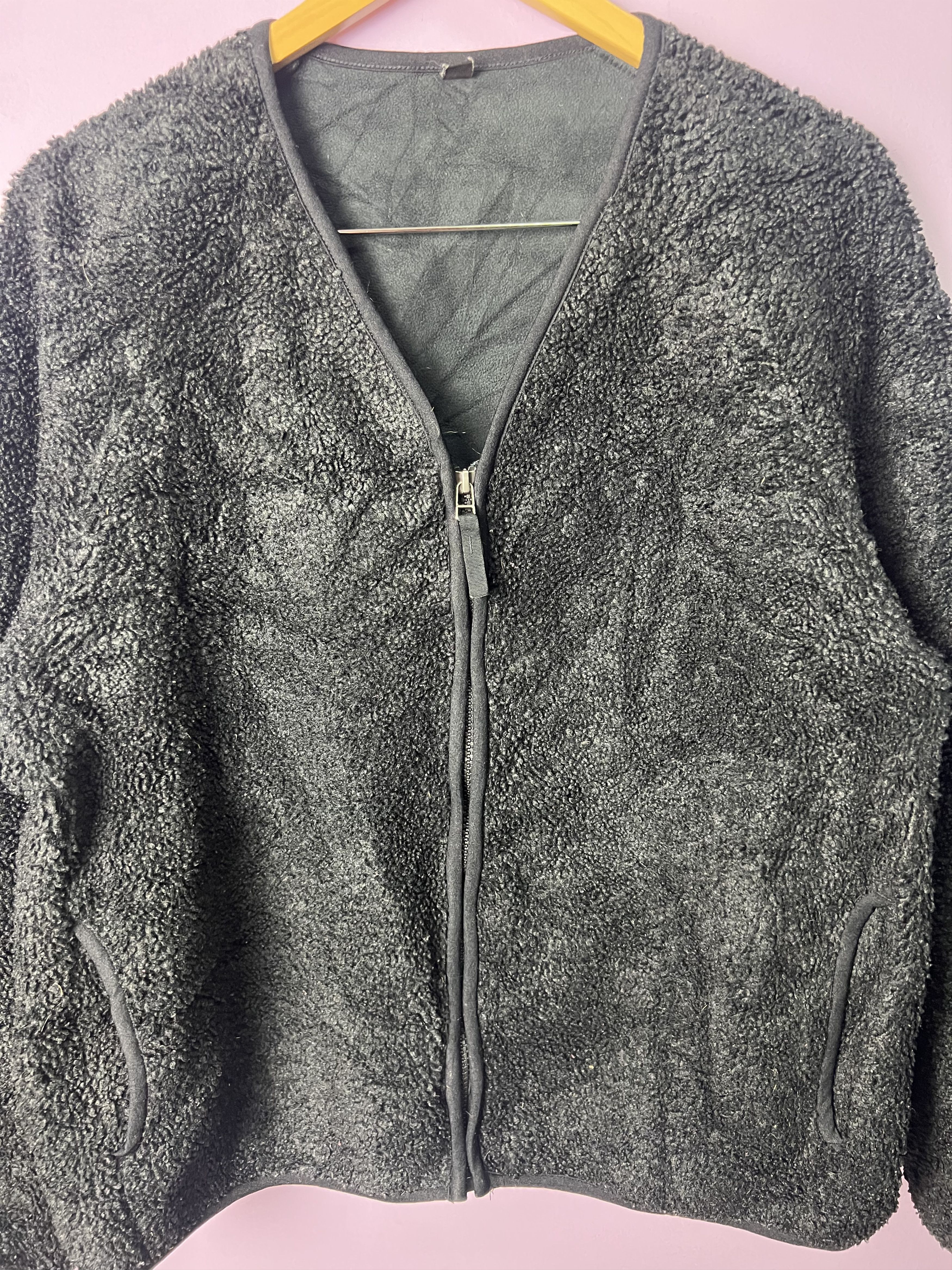Japanese Brand 🔥Uniqlo Deep Pile V Neck Sherpa Zipper Jackets Size US M / EU 48-50 / 2 - 10 Thumbnail