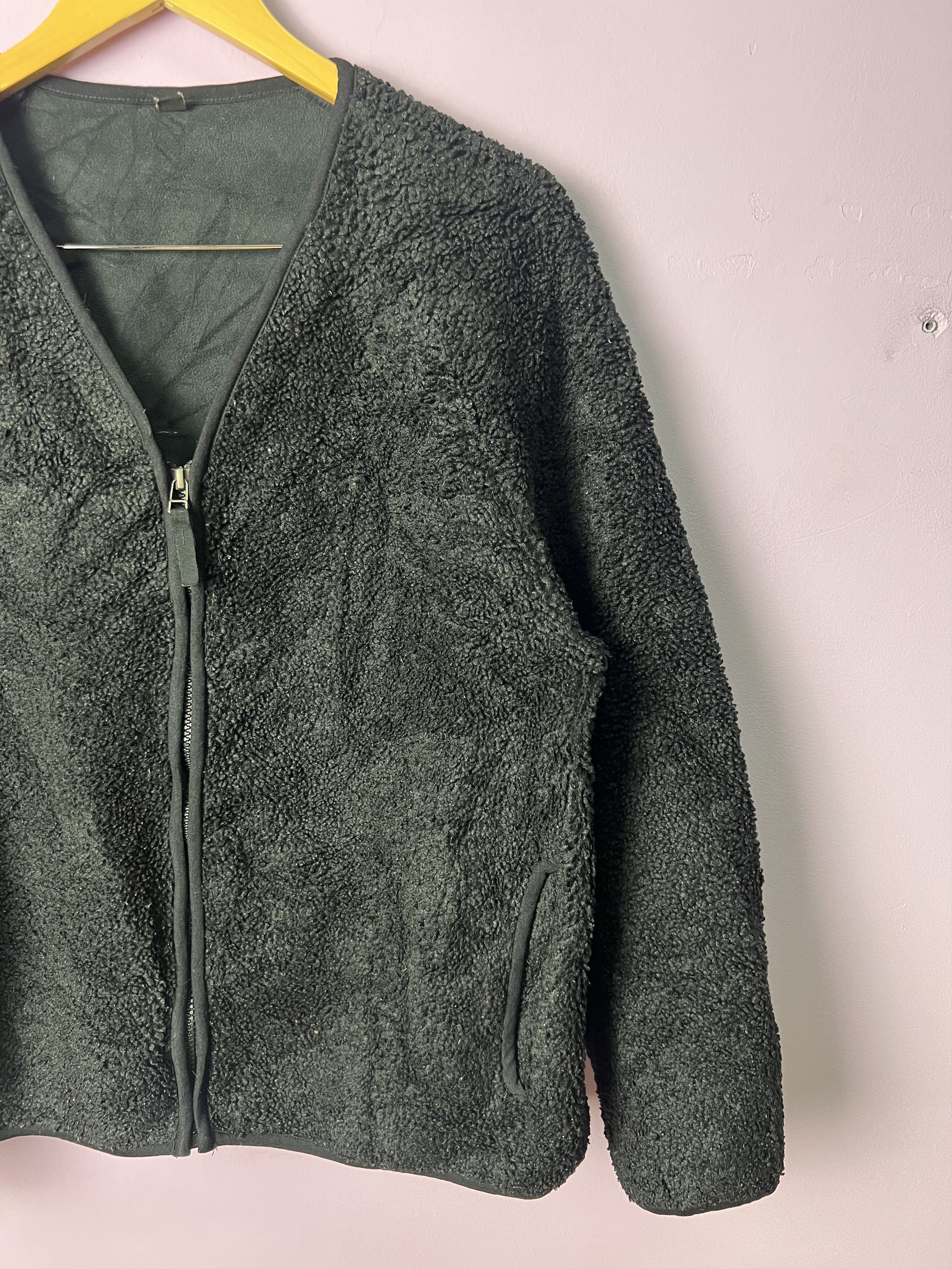 Japanese Brand 🔥Uniqlo Deep Pile V Neck Sherpa Zipper Jackets Size US M / EU 48-50 / 2 - 7 Thumbnail