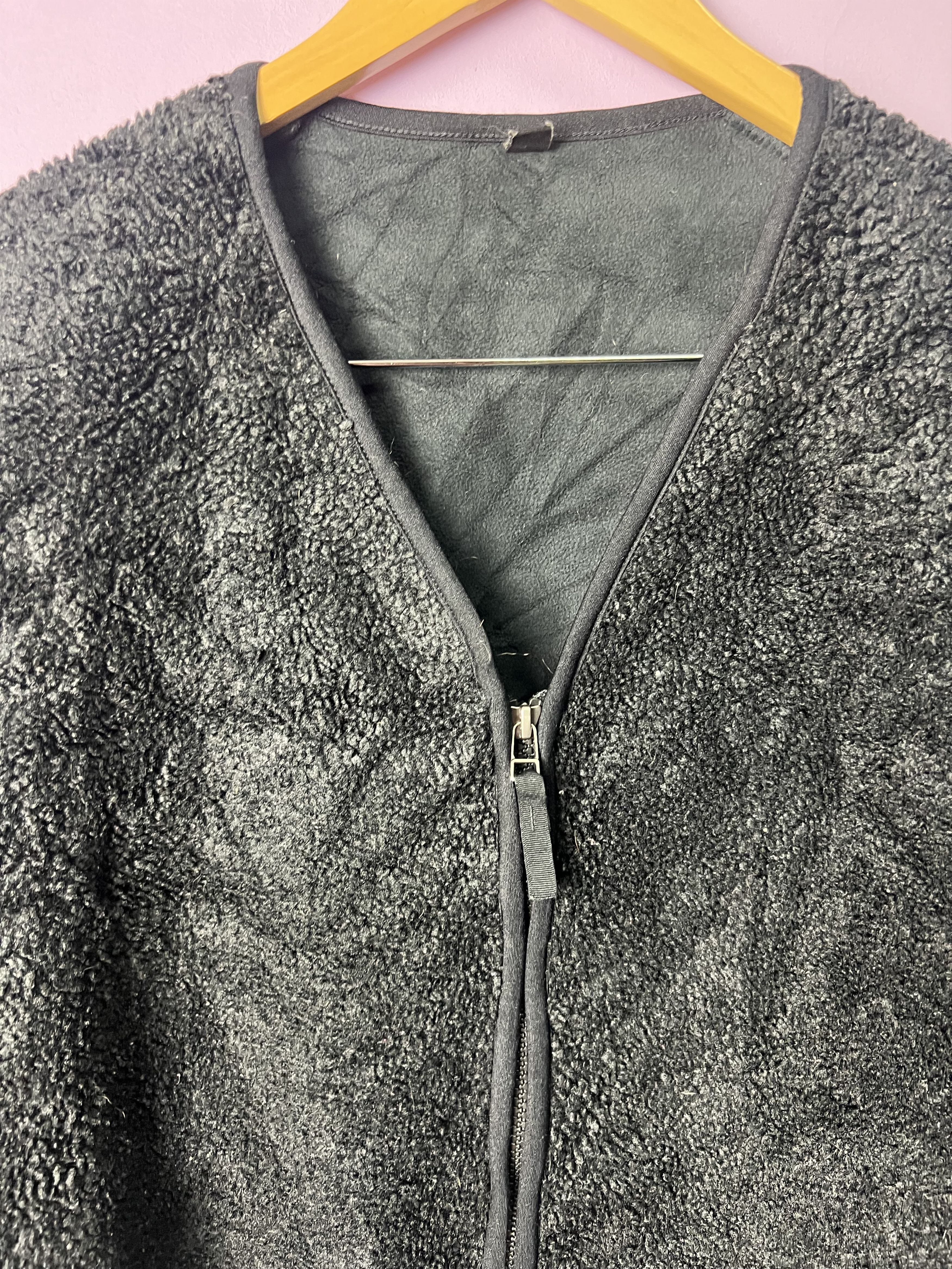 Japanese Brand 🔥Uniqlo Deep Pile V Neck Sherpa Zipper Jackets Size US M / EU 48-50 / 2 - 4 Thumbnail
