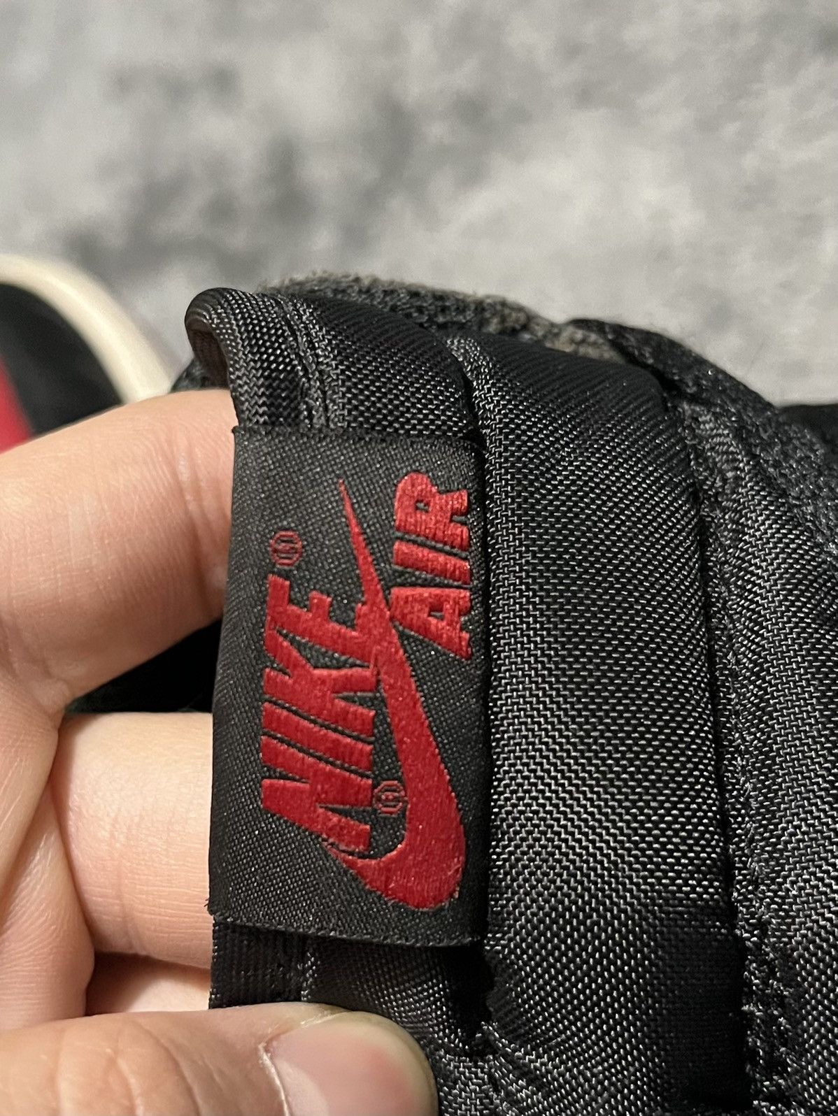 Jordan Brand × Nike × Vintage 9 Jordan Retro 1 Bred Toe 2018 Gym Red Black White Chicago Size US 9 / EU 42 - 7 Thumbnail