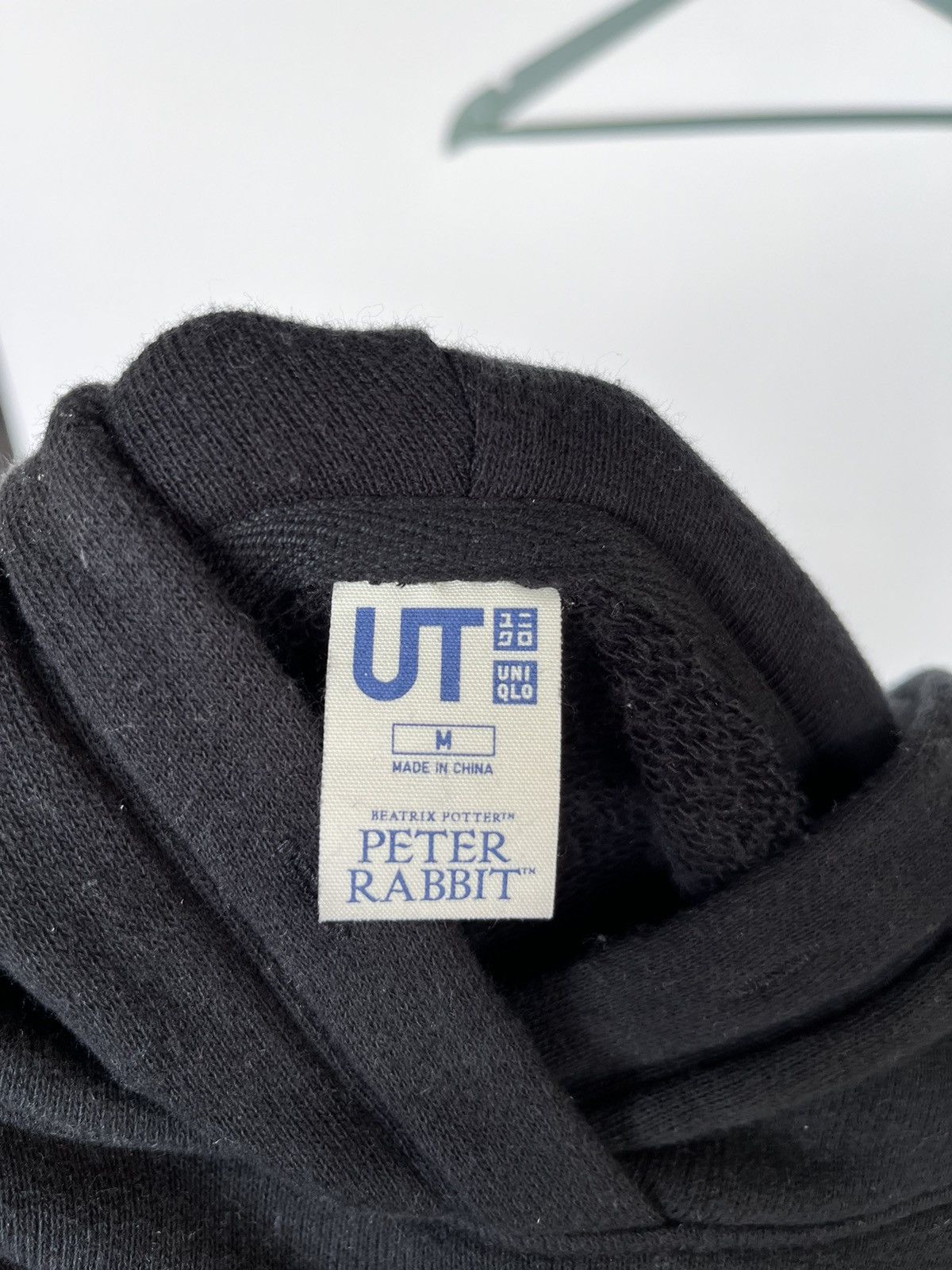 Japanese Brand Uniqlo x Beatrix Potter Peter Rabbit Hoodie Size US M / EU 48-50 / 2 - 6 Thumbnail