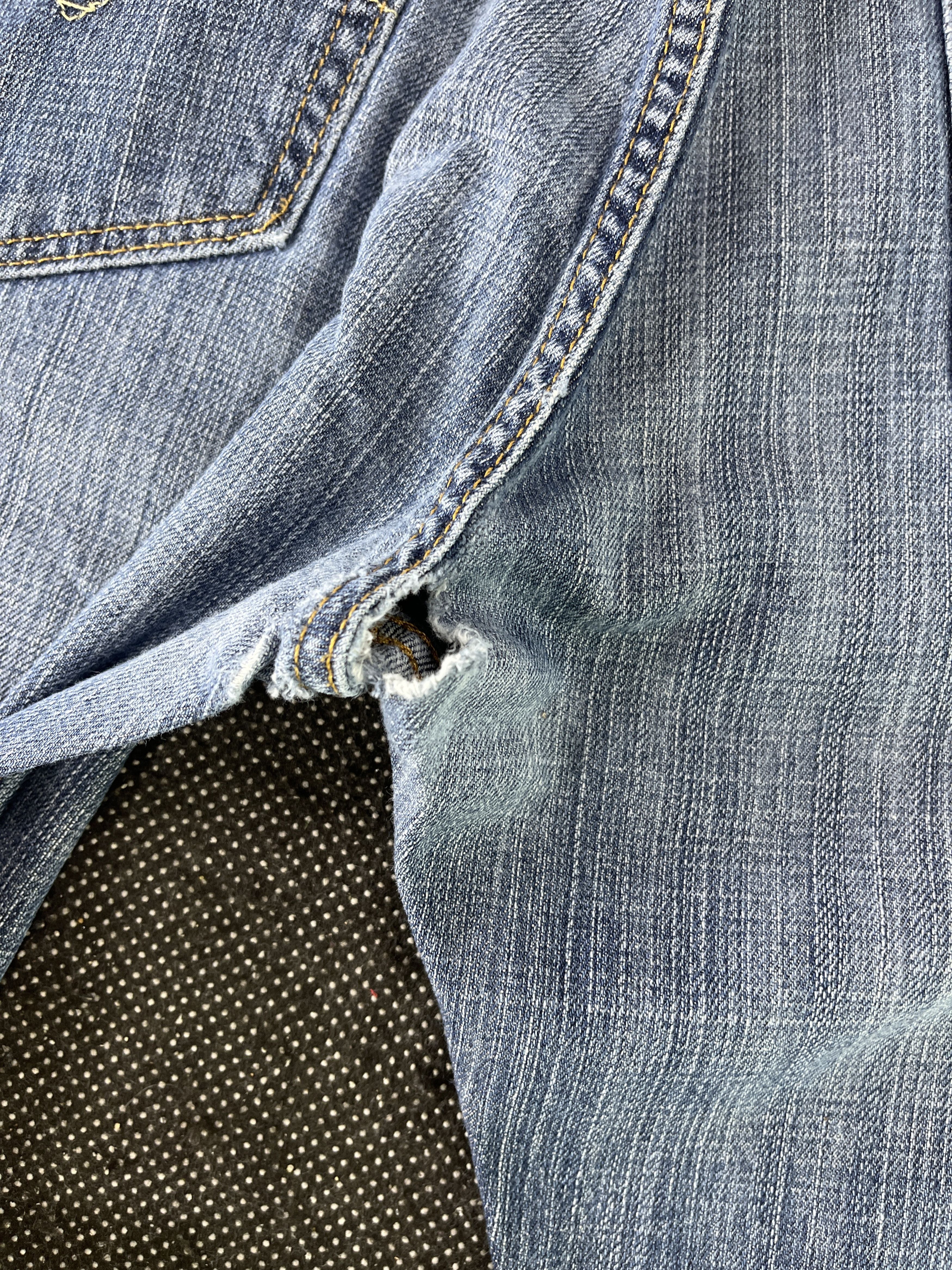 Levi's × Vintage Vintage Levis 505 Blue Wash Jeans - J342 Size US 34 / EU 50 - 9 Thumbnail