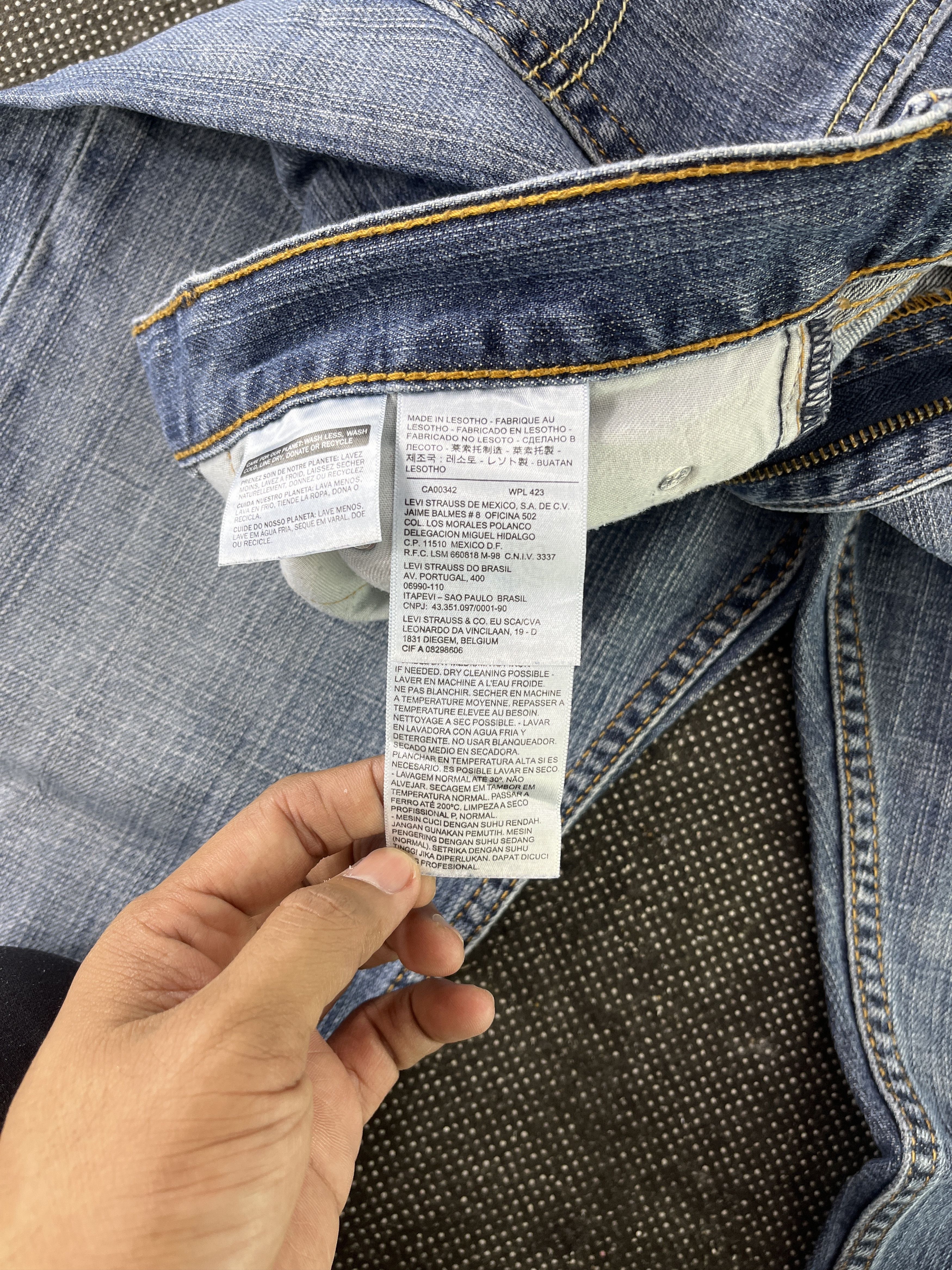 Levi's × Vintage Vintage Levis 505 Blue Wash Jeans - J342 Size US 34 / EU 50 - 7 Thumbnail
