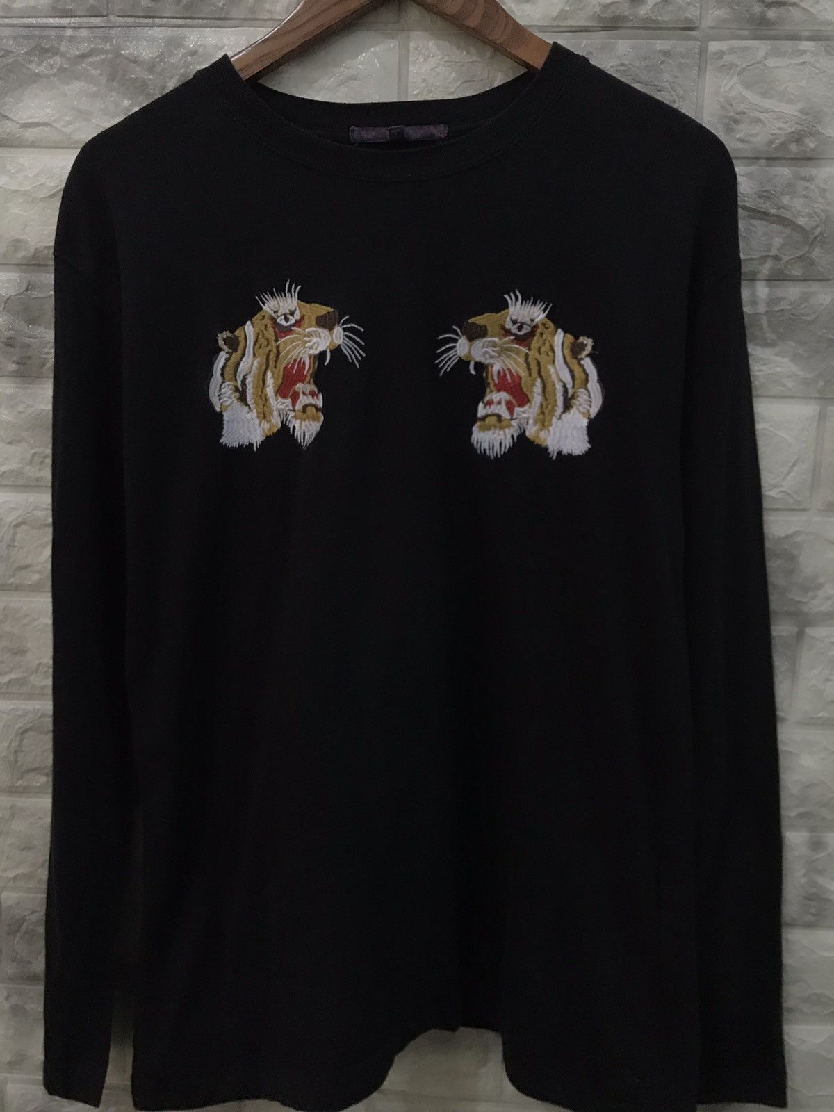 Japanese Brand Vintage Sukajan Tiger Embroidery Logo T-Shirt Size US L / EU 52-54 / 3 - 5 Thumbnail
