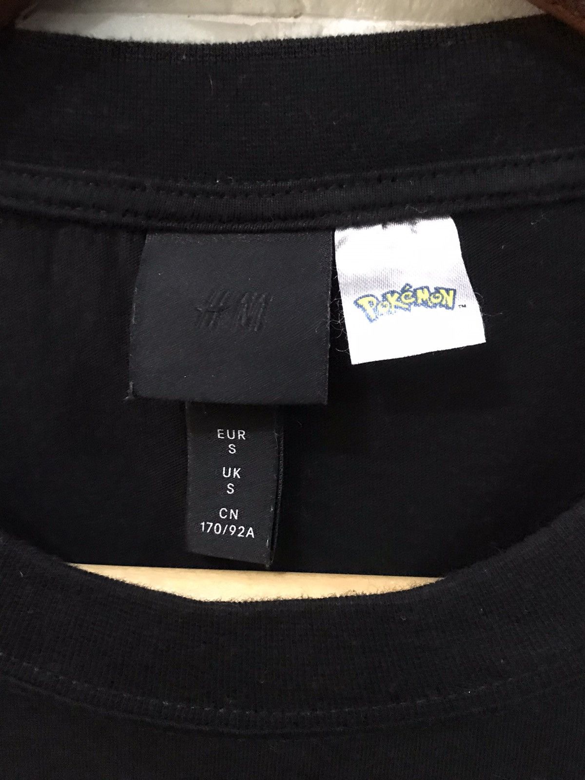 H&M × Nintendo H&M + Nintendo Pikachu Logo T-Shirt Size US S / EU 44-46 / 1 - 8 Thumbnail