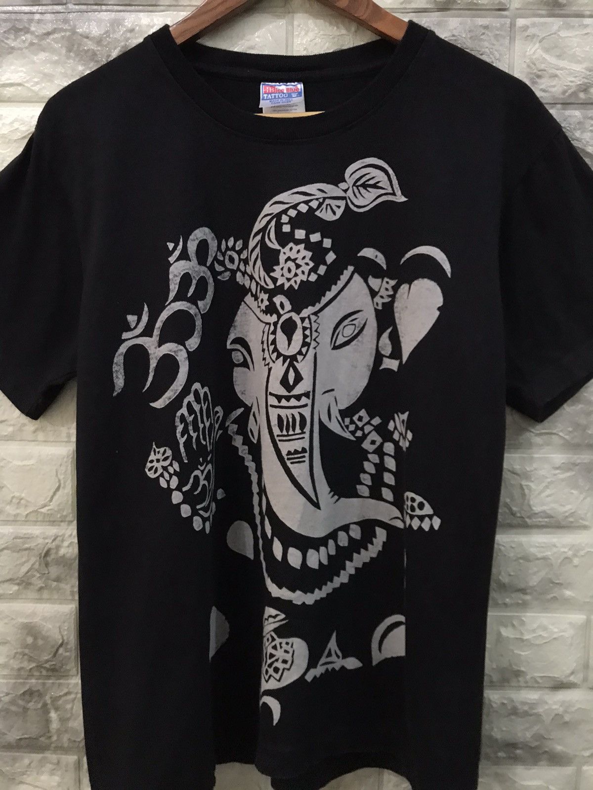 Japanese Brand Vintage Elephant Logo T-Shirt Size US M / EU 48-50 / 2 - 4 Thumbnail