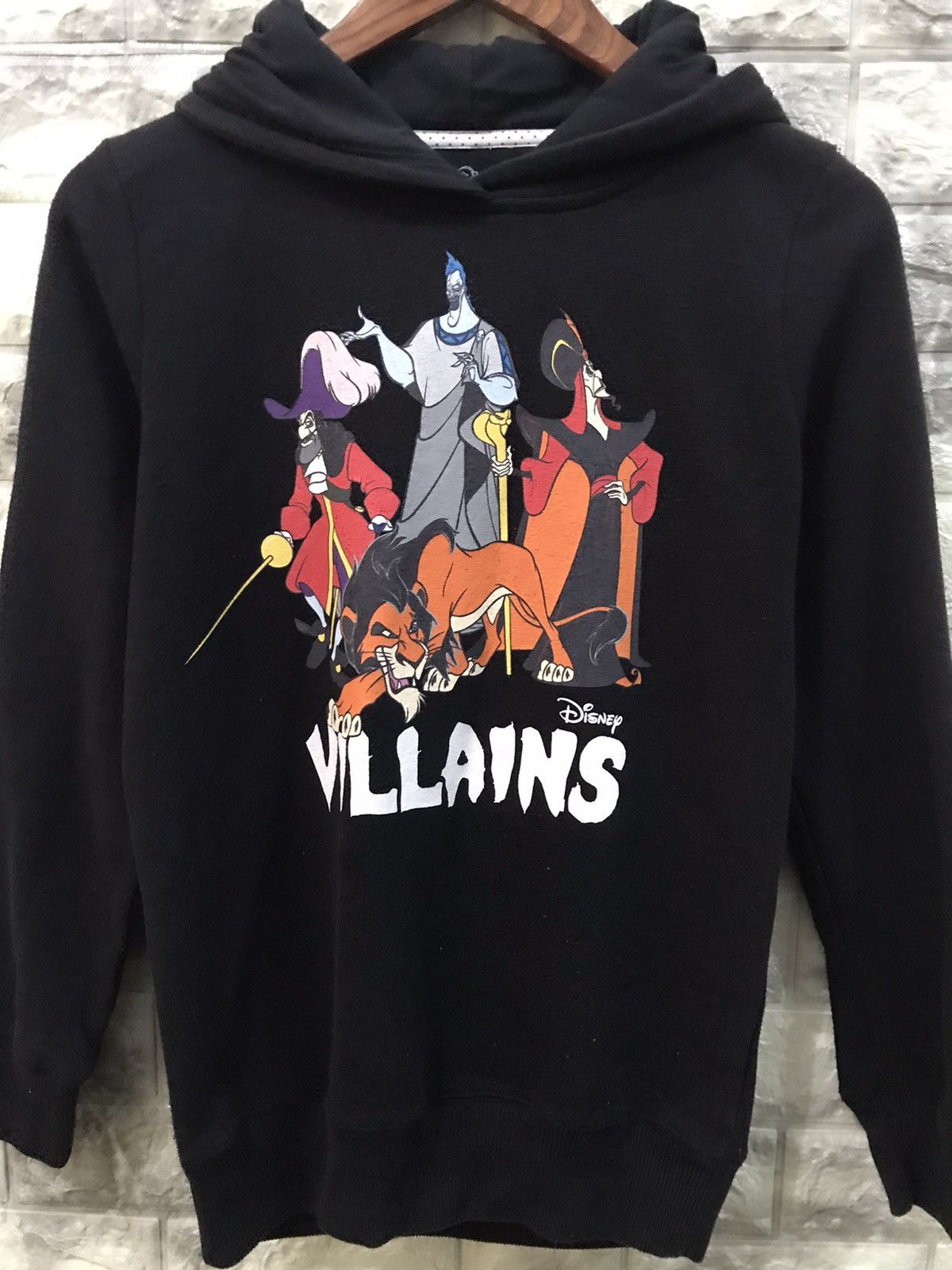 Disney × Vintage Villains Disney Hoodies Size US M / EU 48-50 / 2 - 4 Thumbnail