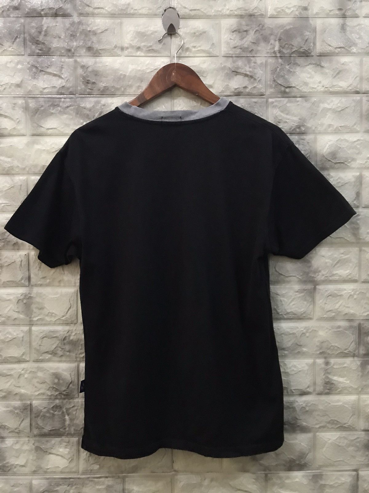 PERSON'S Vintage Person’s Big Logo T-Shirt Size US M / EU 48-50 / 2 - 2 Thumbnail
