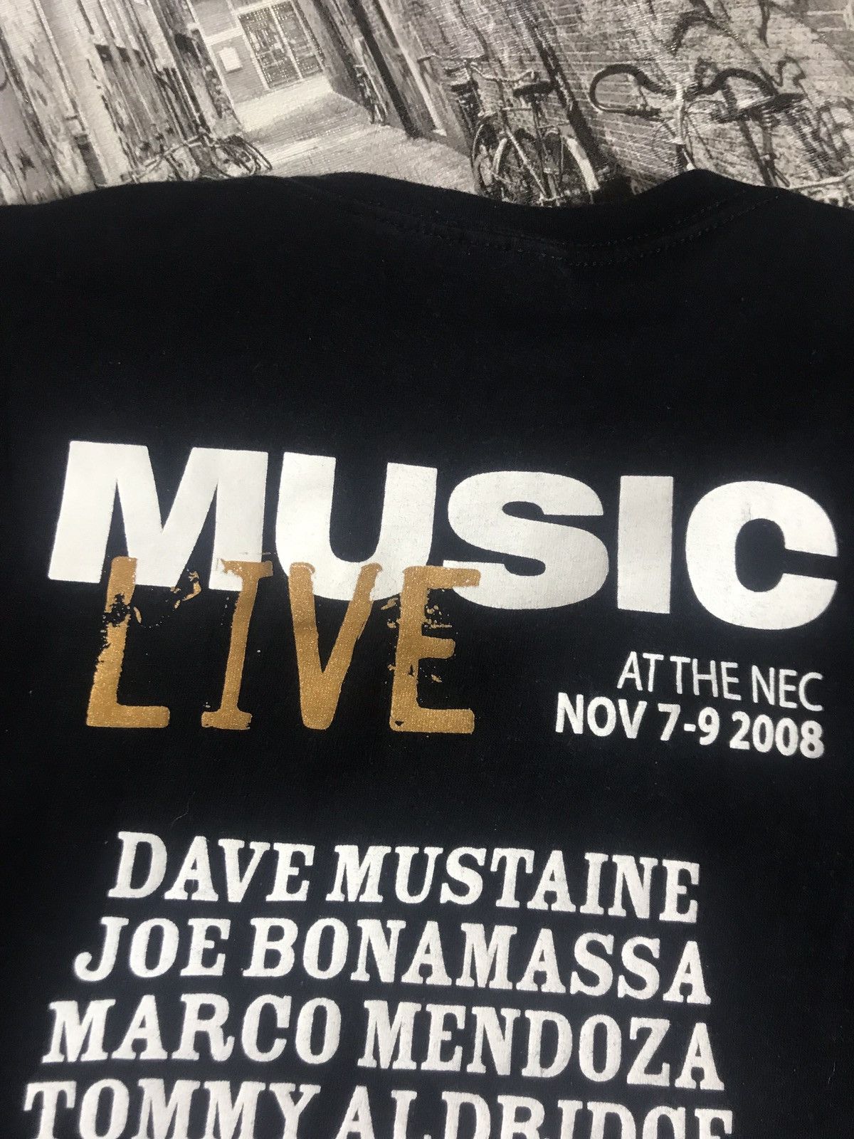 Band Tees 2008 Music Live t-shirt Size US L / EU 52-54 / 3 - 6 Thumbnail