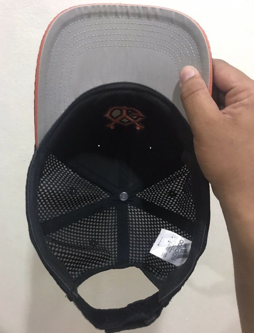 Adidas VTG Adidas Yomiuri Giants Dri Fit Velcro Hat Size ONE SIZE - 6 Thumbnail