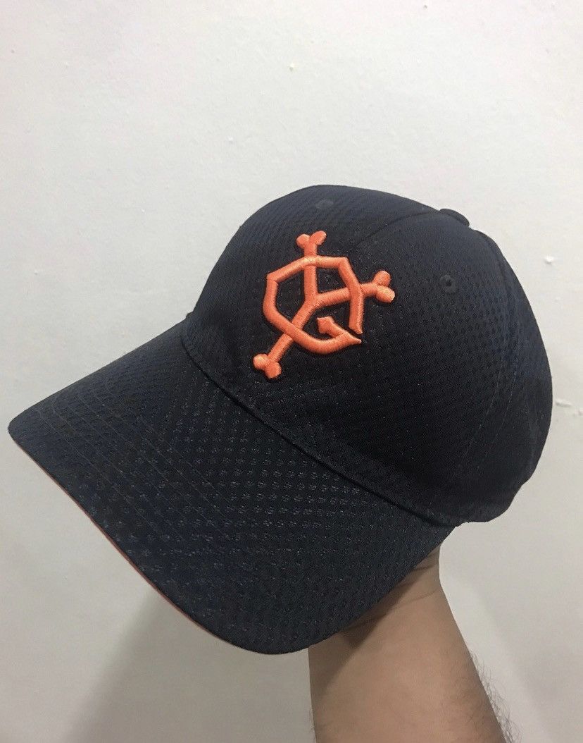Adidas VTG Adidas Yomiuri Giants Dri Fit Velcro Hat Size ONE SIZE - 1 Thumbnail