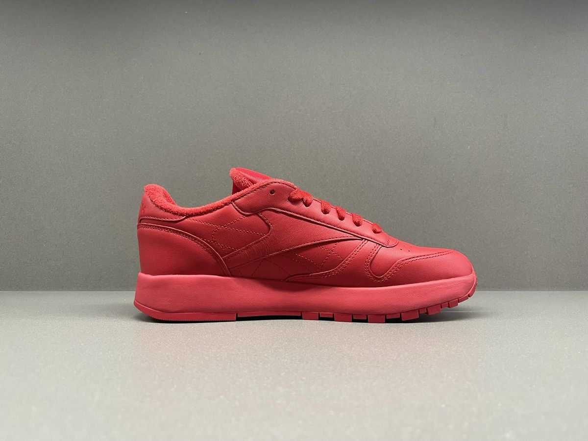 Maison Margiela × Reebok Reebok Classic Leather Tabi Maison Margiela Vector Red Size US 12 / EU 45 - 6 Thumbnail