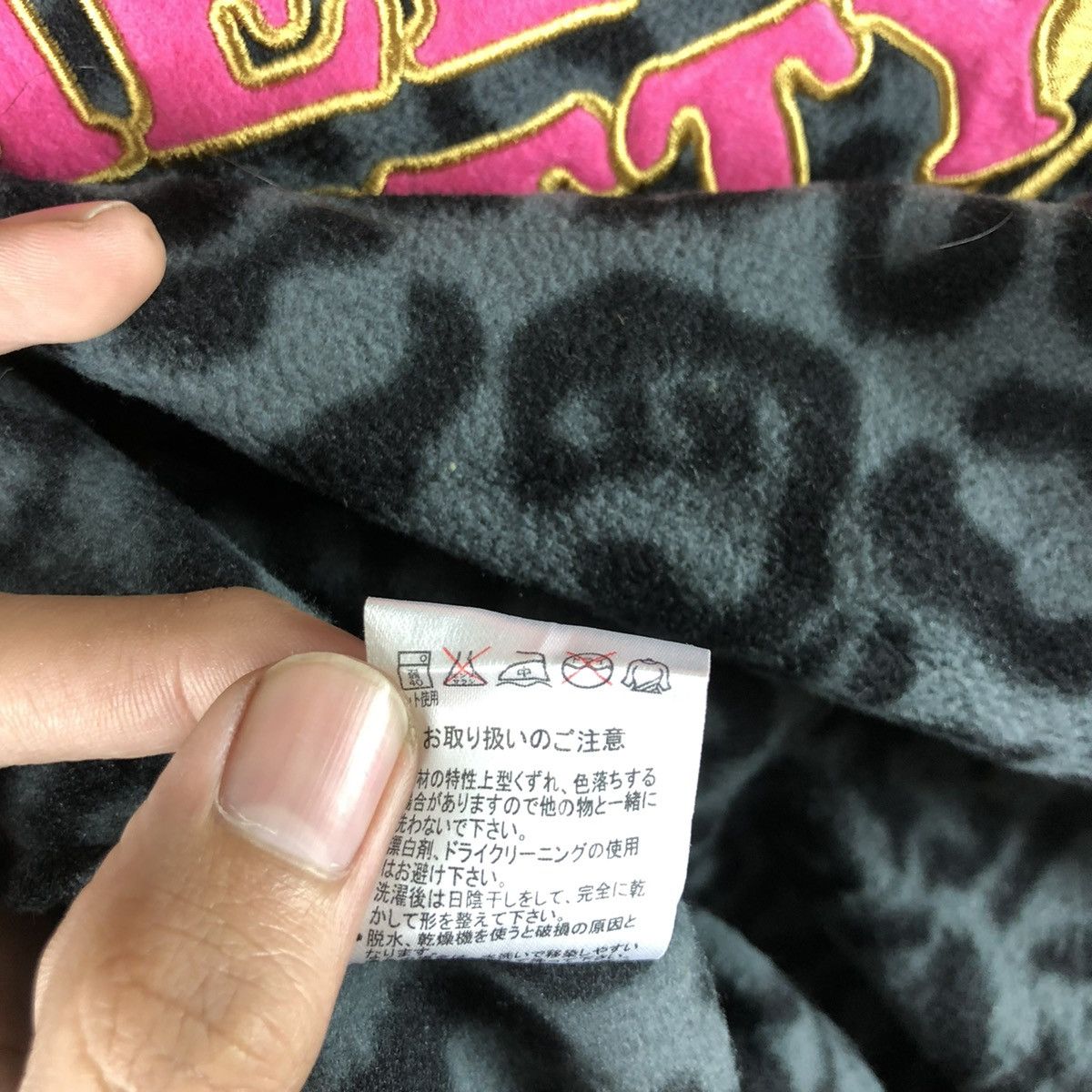 Japanese Brand Hello Kitty Collectible Embroidery Logo Gothstyle Robe Size L / US 10 / IT 46 - 6 Thumbnail