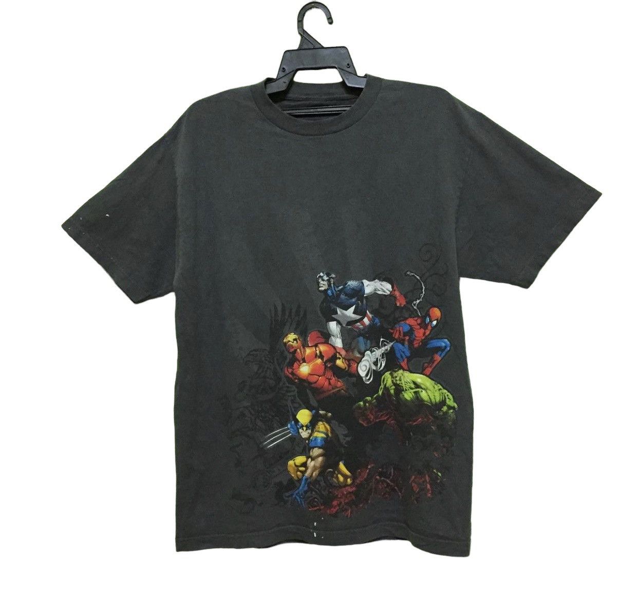 Vintage Y2K MARVEL Mad Engine Five Character Sunfaded Shirt