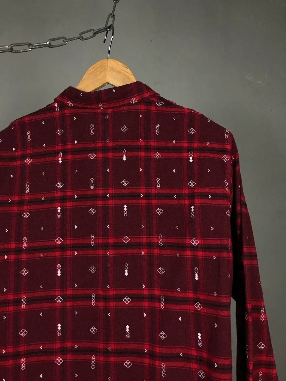 Carhartt Carhartt Wip multicolor streetwear Carlos Origin shirt Size US L / EU 52-54 / 3 - 8 Thumbnail