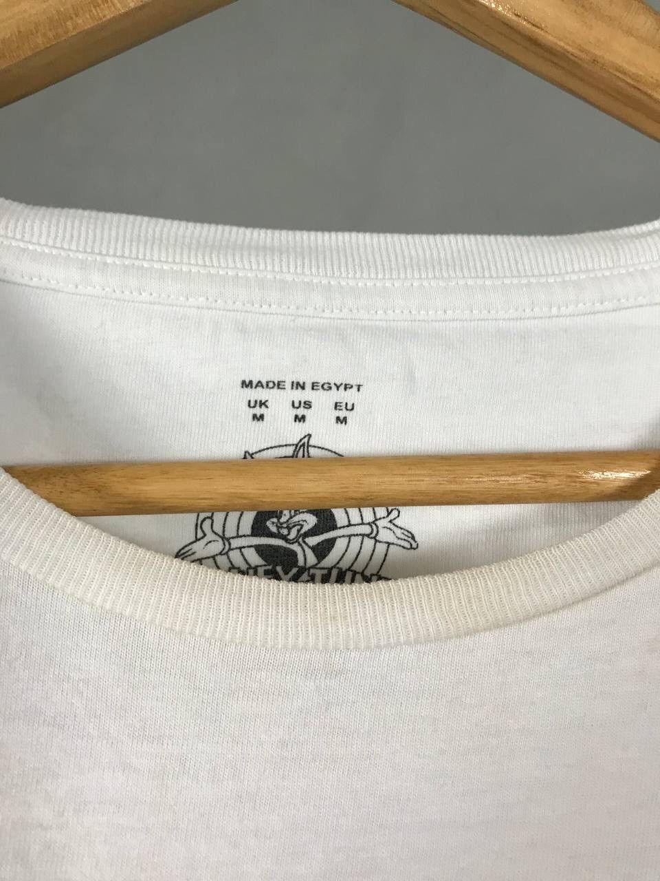 Vintage Luney Tunes Warner Bros. Movie tee Size US M / EU 48-50 / 2 - 5 Thumbnail