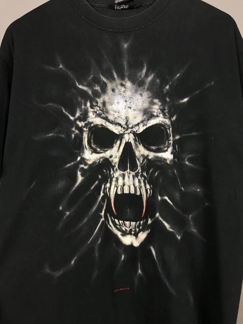 Vintage Skulls vintage rock overprinted tee Size US XL / EU 56 / 4 - 3 Thumbnail