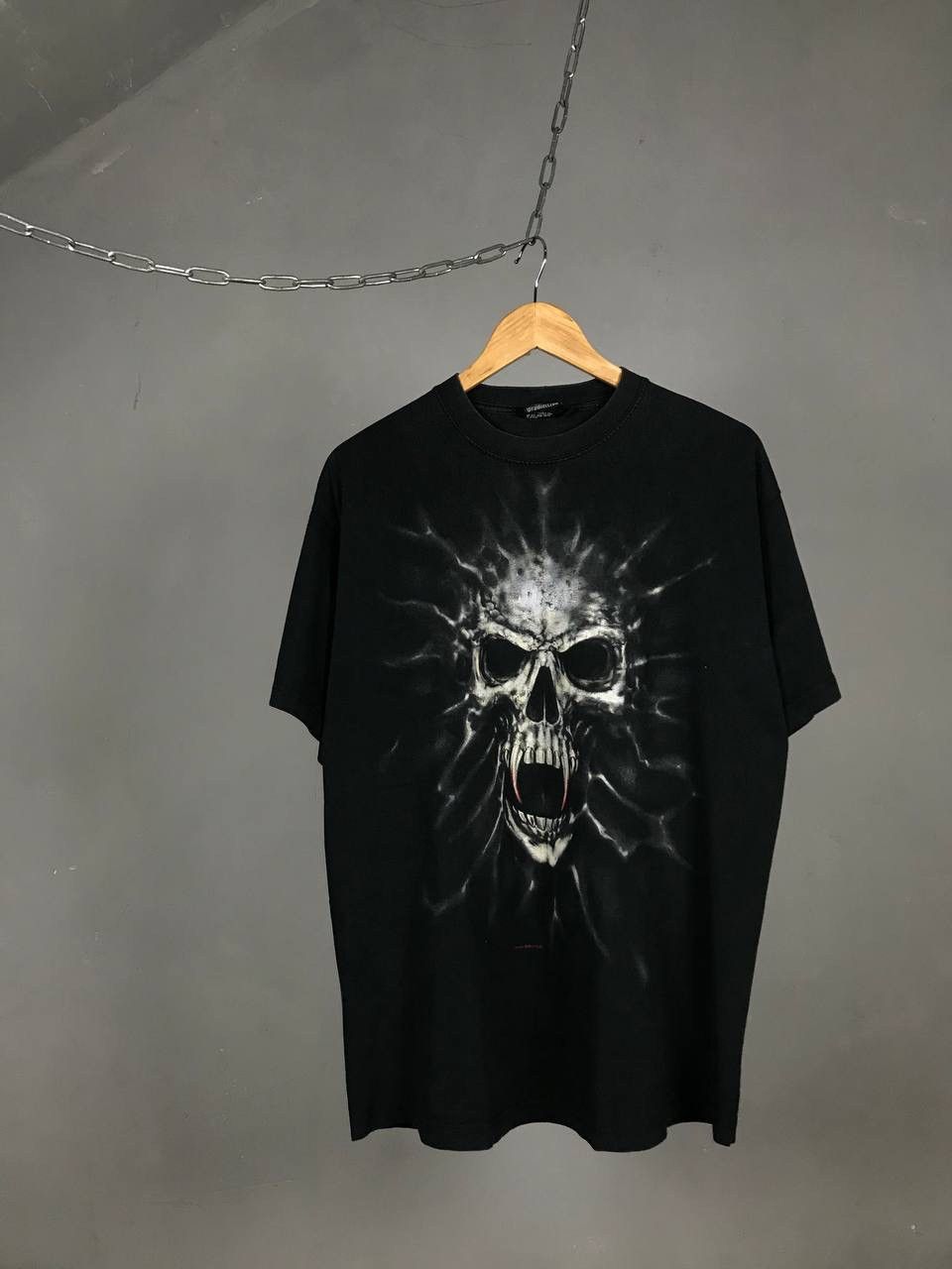 Vintage Skulls vintage rock overprinted tee Size US XL / EU 56 / 4 - 1 Thumbnail