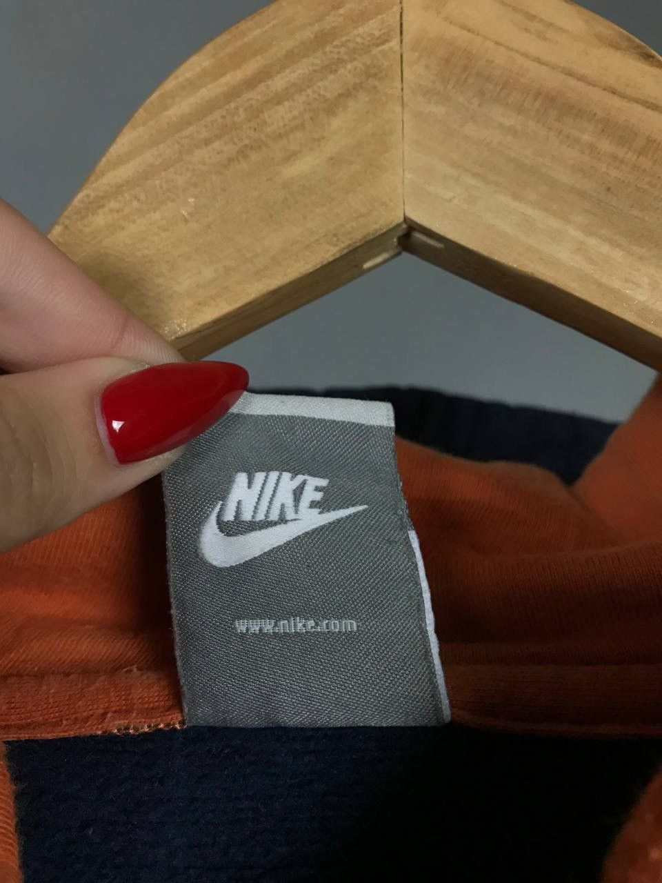 Nike × Vintage Nike swoosh streetwear vintage hoodie Size US L / EU 52-54 / 3 - 6 Thumbnail