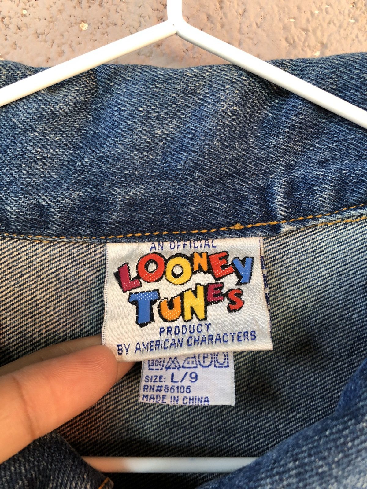 Cartoon Network Rare 90s Vintage Bugs Bunny Looney Tunes Jeans Denim Jacket Size US L / EU 52-54 / 3 - 4 Thumbnail