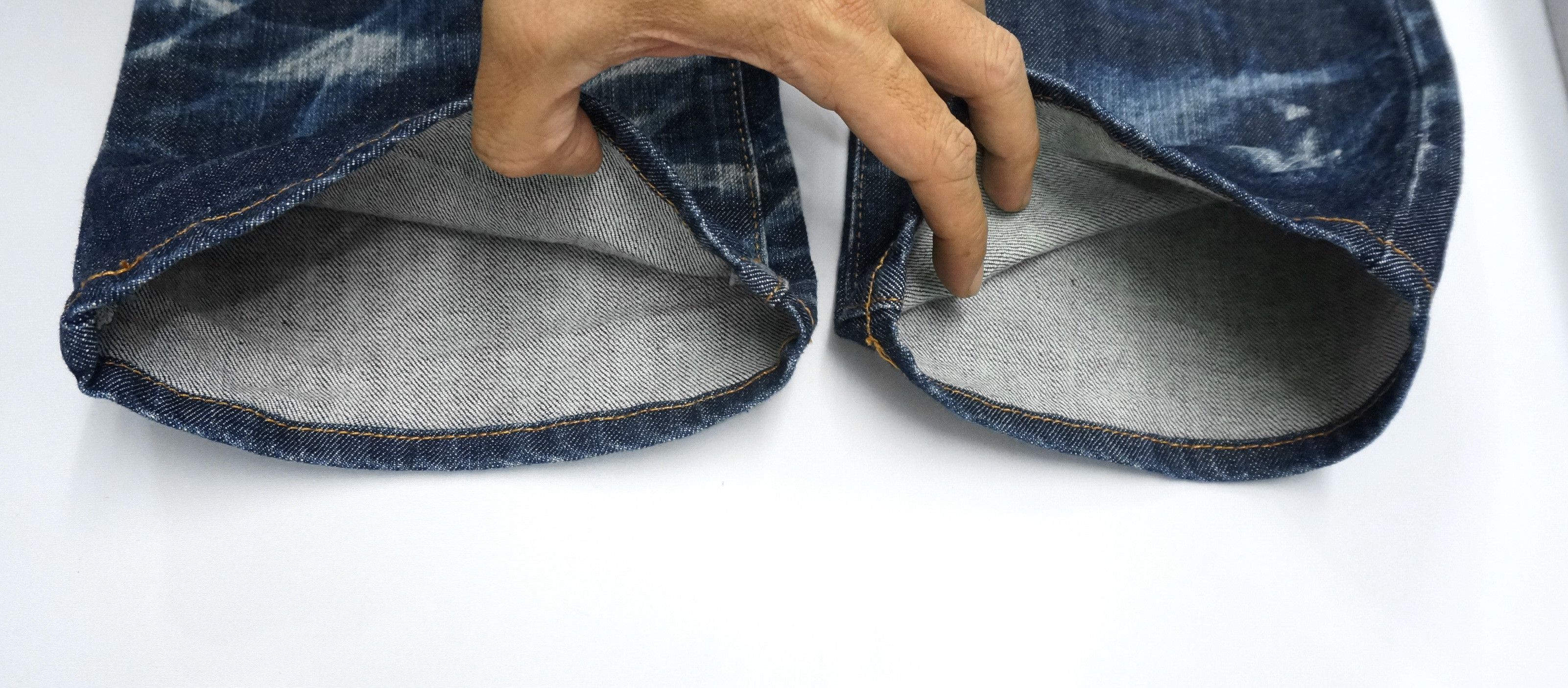 Japanese Brand 🔥🔥 UNIQLO Acid Wash Skinny Bootcut Jeans Size US 26 / EU 42 - 15 Thumbnail