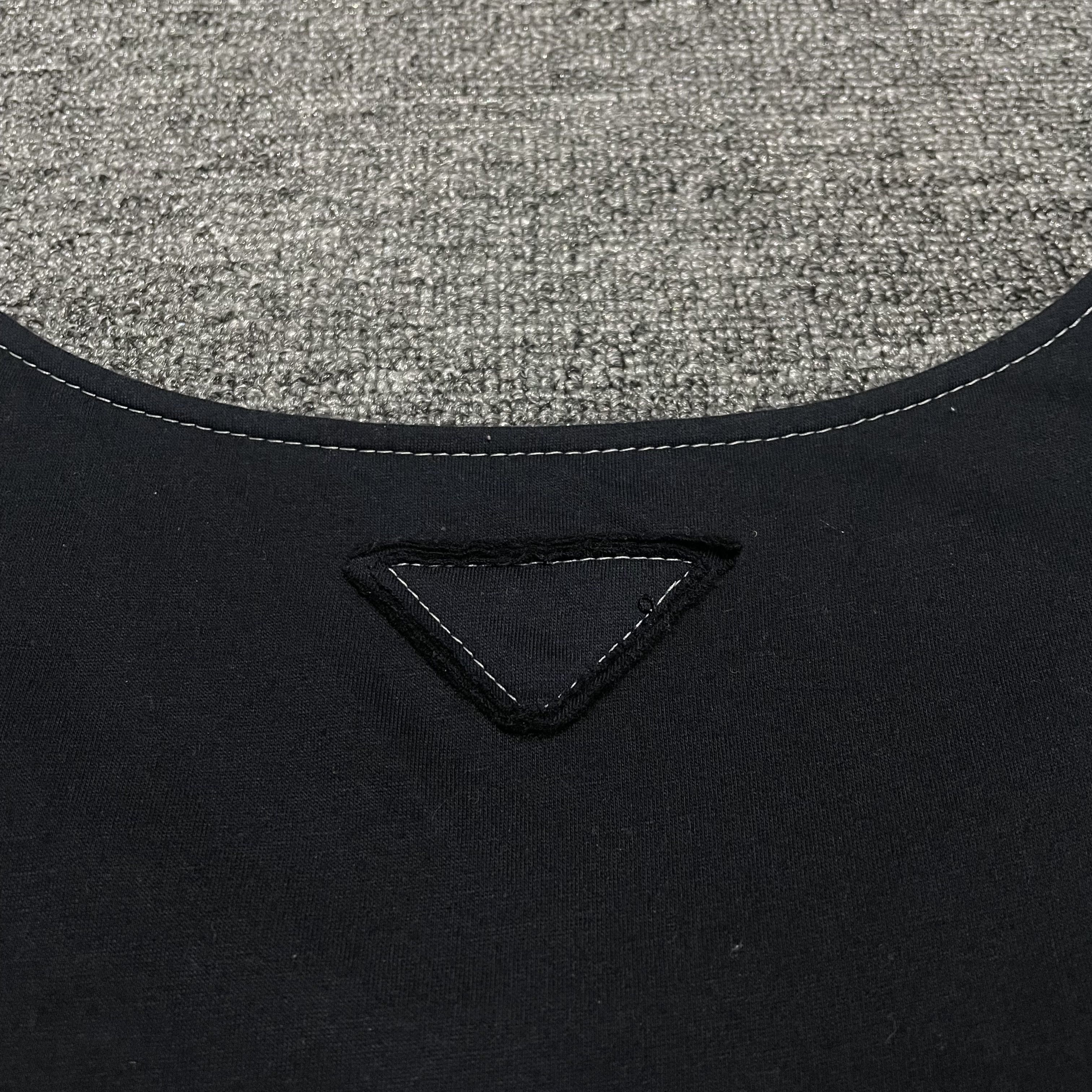 Prada Prada Tank Tops Size US S / EU 44-46 / 1 - 3 Thumbnail