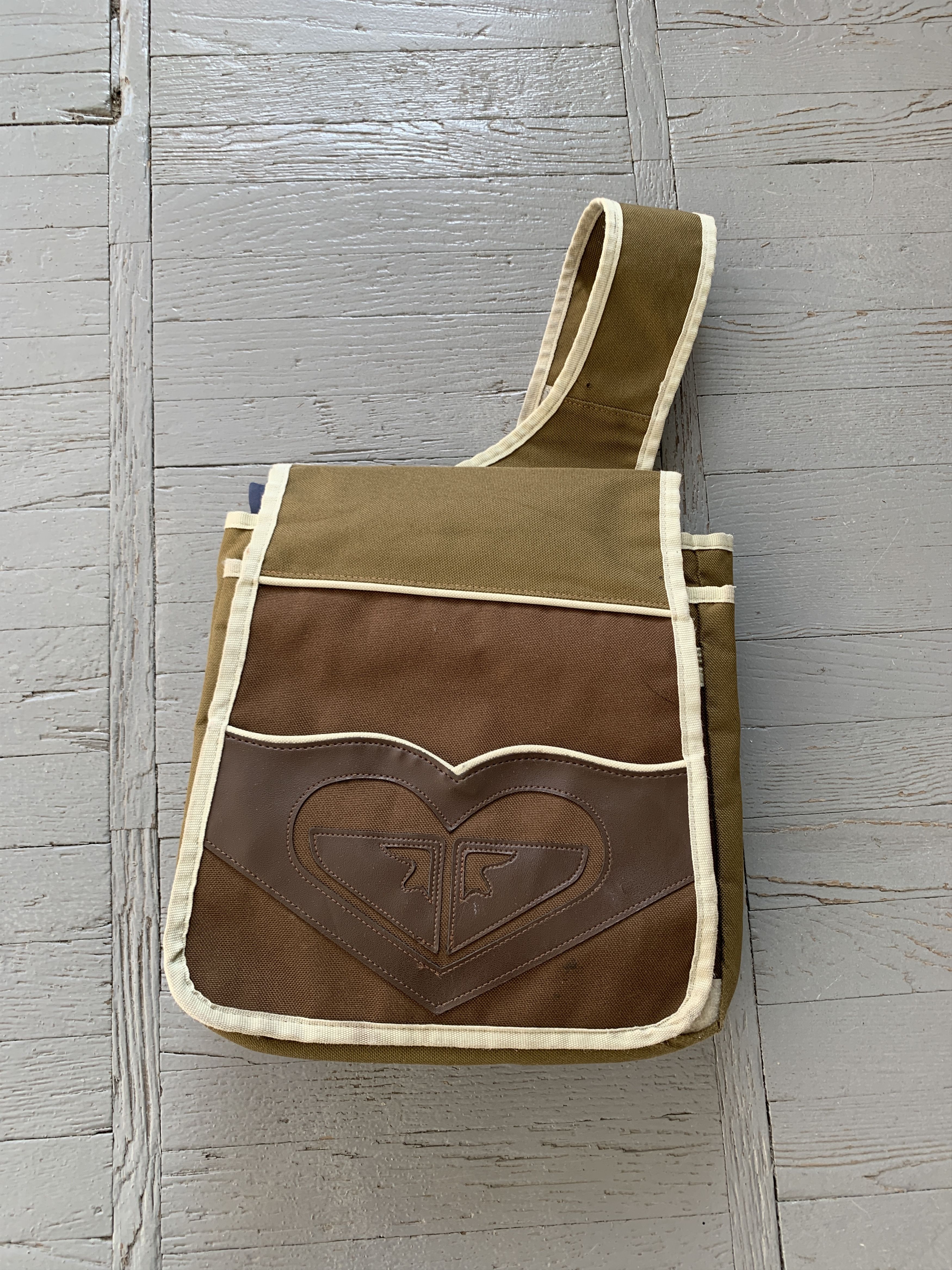 Quiksilver Vintage Quiksilver Crossbody Sling Bag Size ONE SIZE - 1 Thumbnail