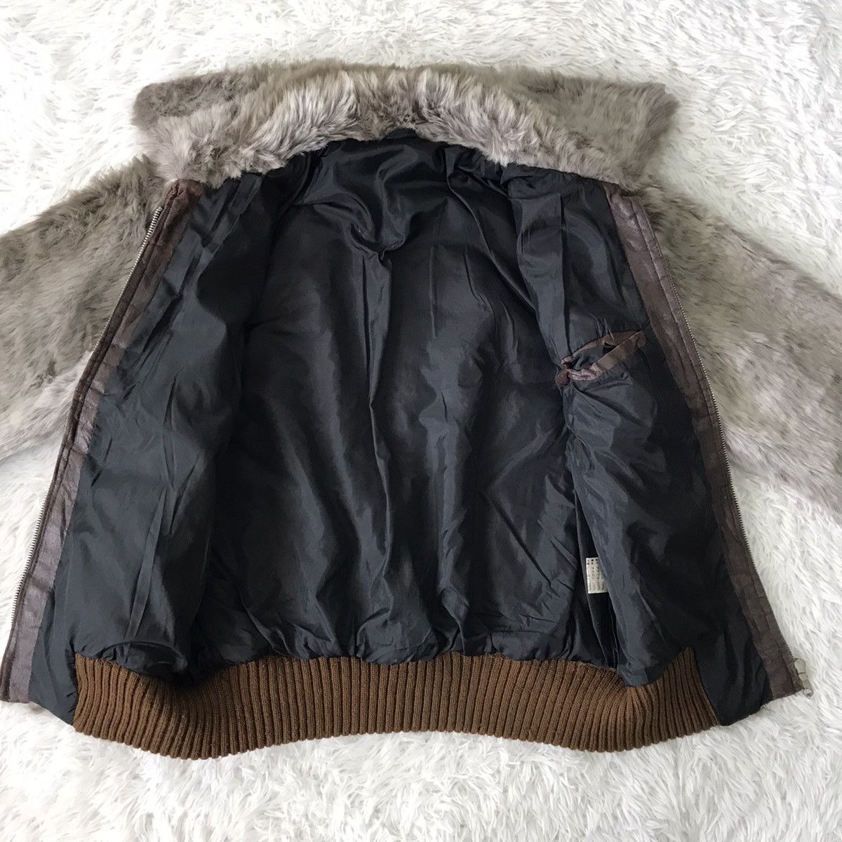 Japanese Brand Nice design furry like jacket Size US S / EU 44-46 / 1 - 10 Thumbnail