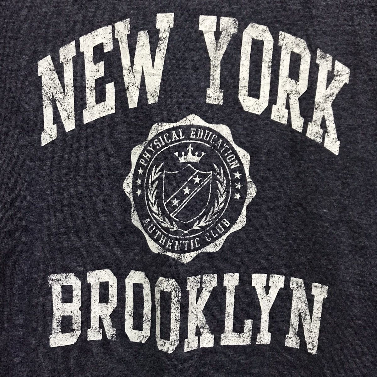 Brooklyn Clothing Pysical education authentic club newyork broklyn biglogo Size US M / EU 48-50 / 2 - 7 Thumbnail