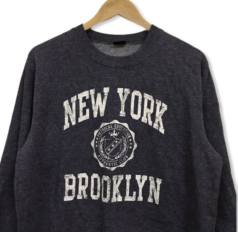 Brooklyn Clothing Pysical education authentic club newyork broklyn biglogo Size US M / EU 48-50 / 2 - 2 Thumbnail