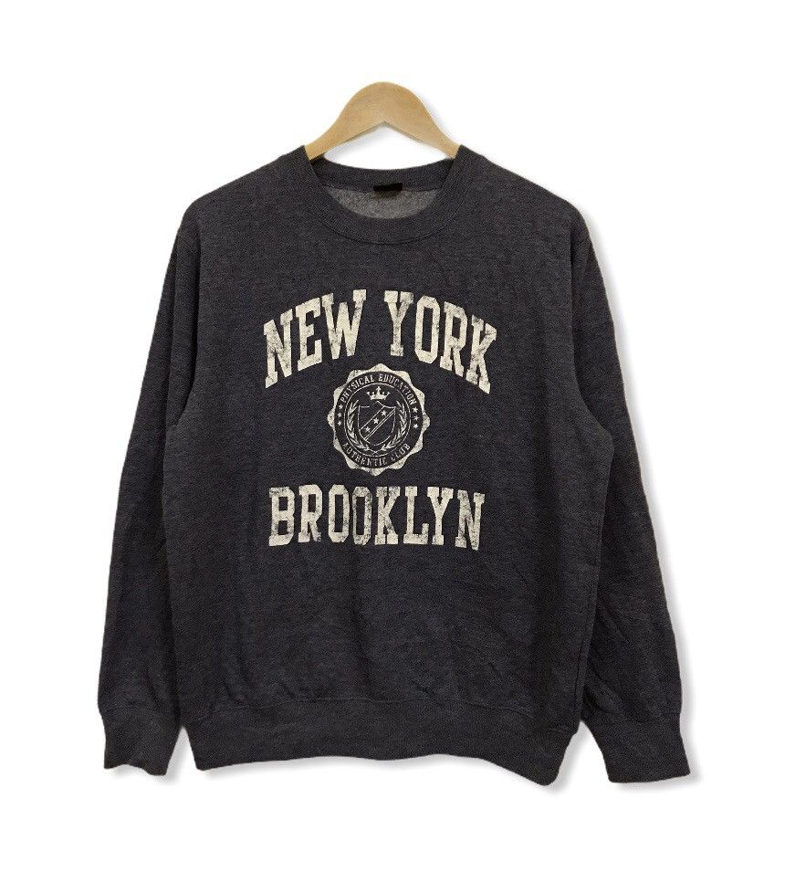 Brooklyn Clothing Pysical education authentic club newyork broklyn biglogo Size US M / EU 48-50 / 2 - 1 Thumbnail