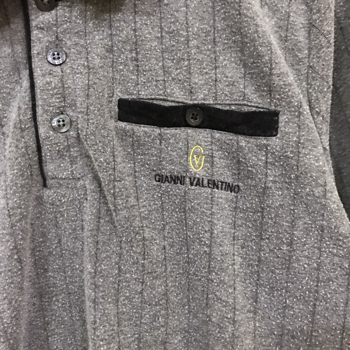 Gianni Valentino Vintage gianni valentino sweatshirt polo single pocket Size US S / EU 44-46 / 1 - 5 Thumbnail