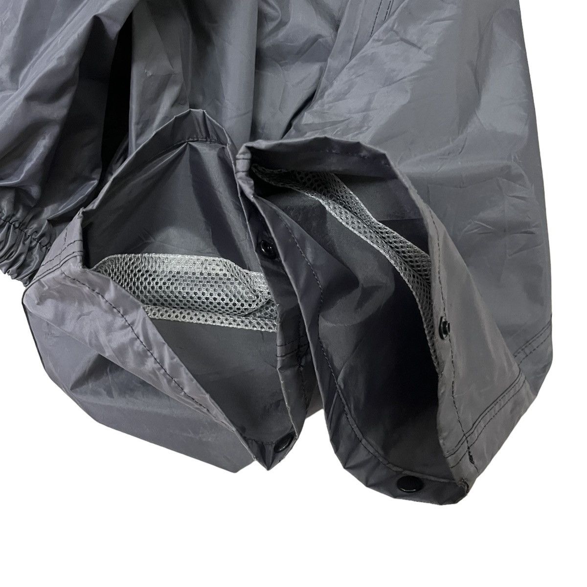 Japanese Brand Vintage 76 Lubricants Racing Fuel Oil Raincoat Size US 30 / EU 46 - 7 Thumbnail