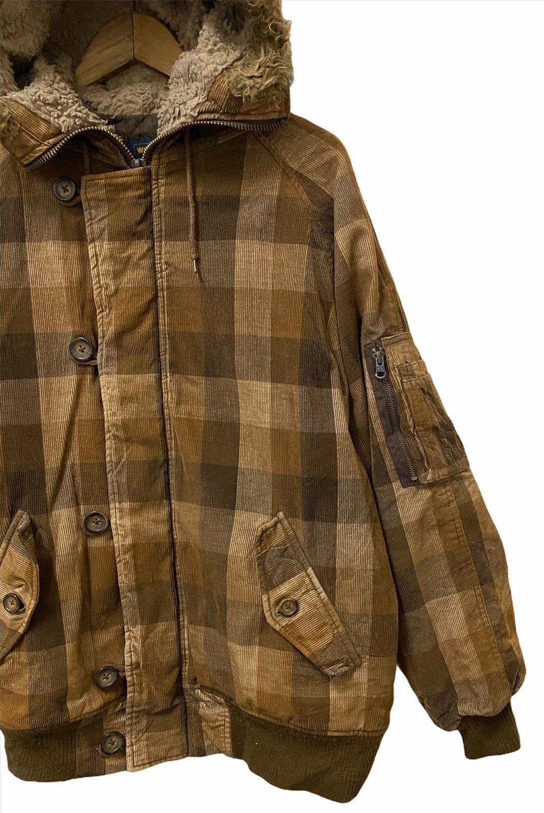 Woolrich Woolen Mills 🔥VINTAGE WOOLRICH FUR CHECKERED CORDUROY JACKET Size US L / EU 52-54 / 3 - 9 Thumbnail