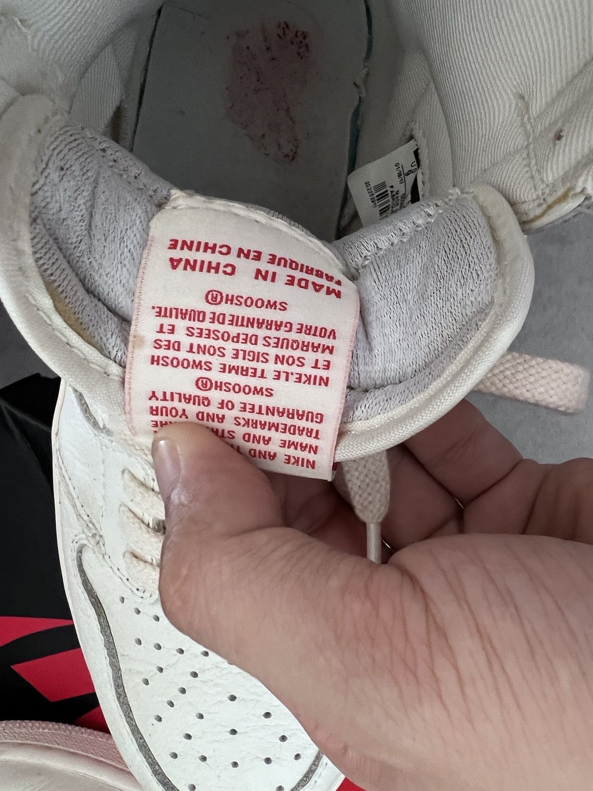 Jordan Brand × Nike Air Jordan 1 Retro High OG Sail 2017 Size US 9 / EU 42 - 7 Thumbnail
