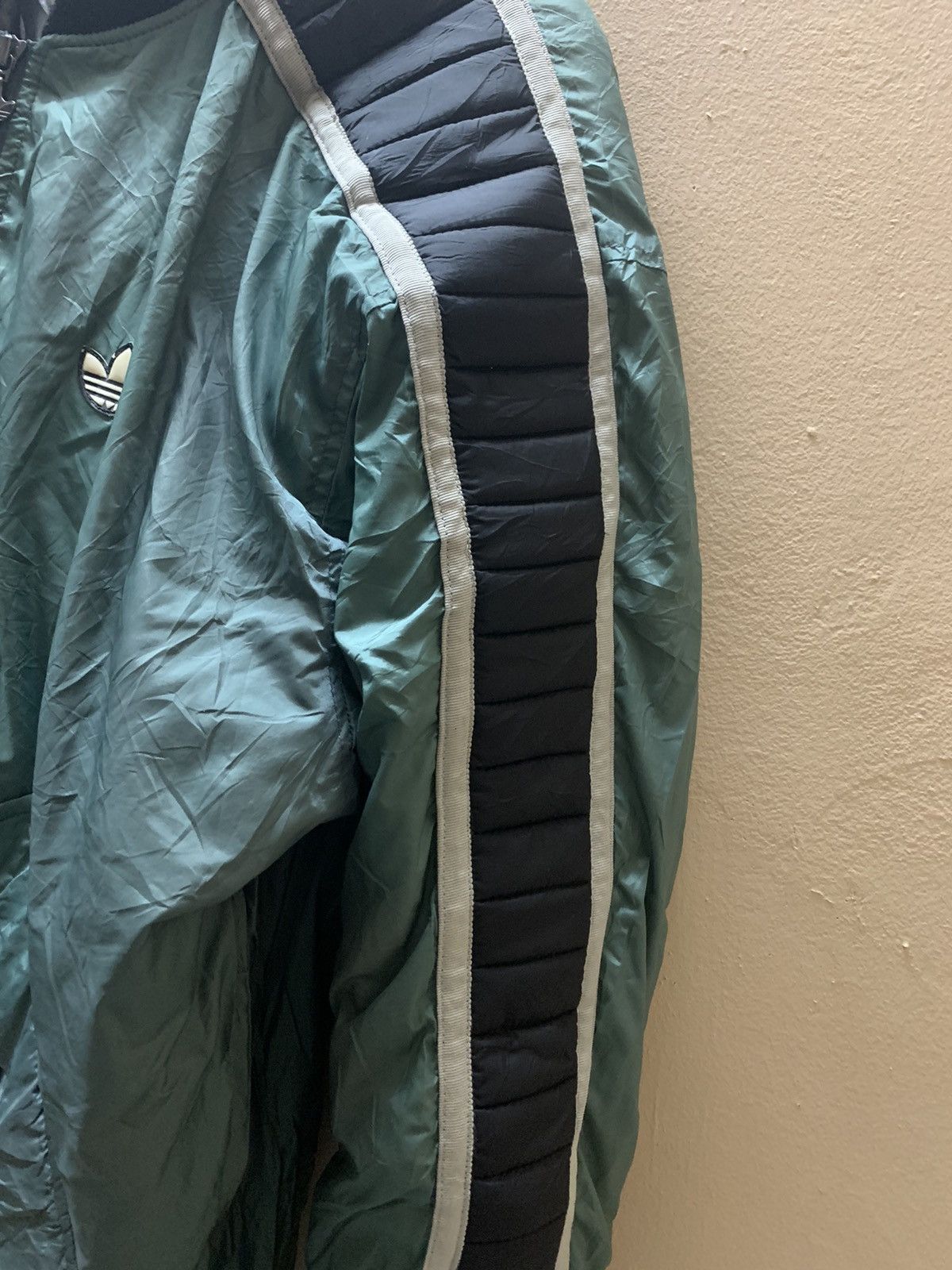 Adidas Vintage 90’s Adidas Puffer Bomber Jacket Size US L / EU 52-54 / 3 - 5 Thumbnail