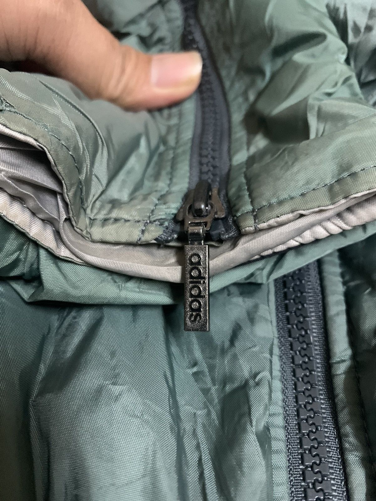 Adidas Vintage 90’s Adidas Puffer Bomber Jacket Size US L / EU 52-54 / 3 - 6 Thumbnail