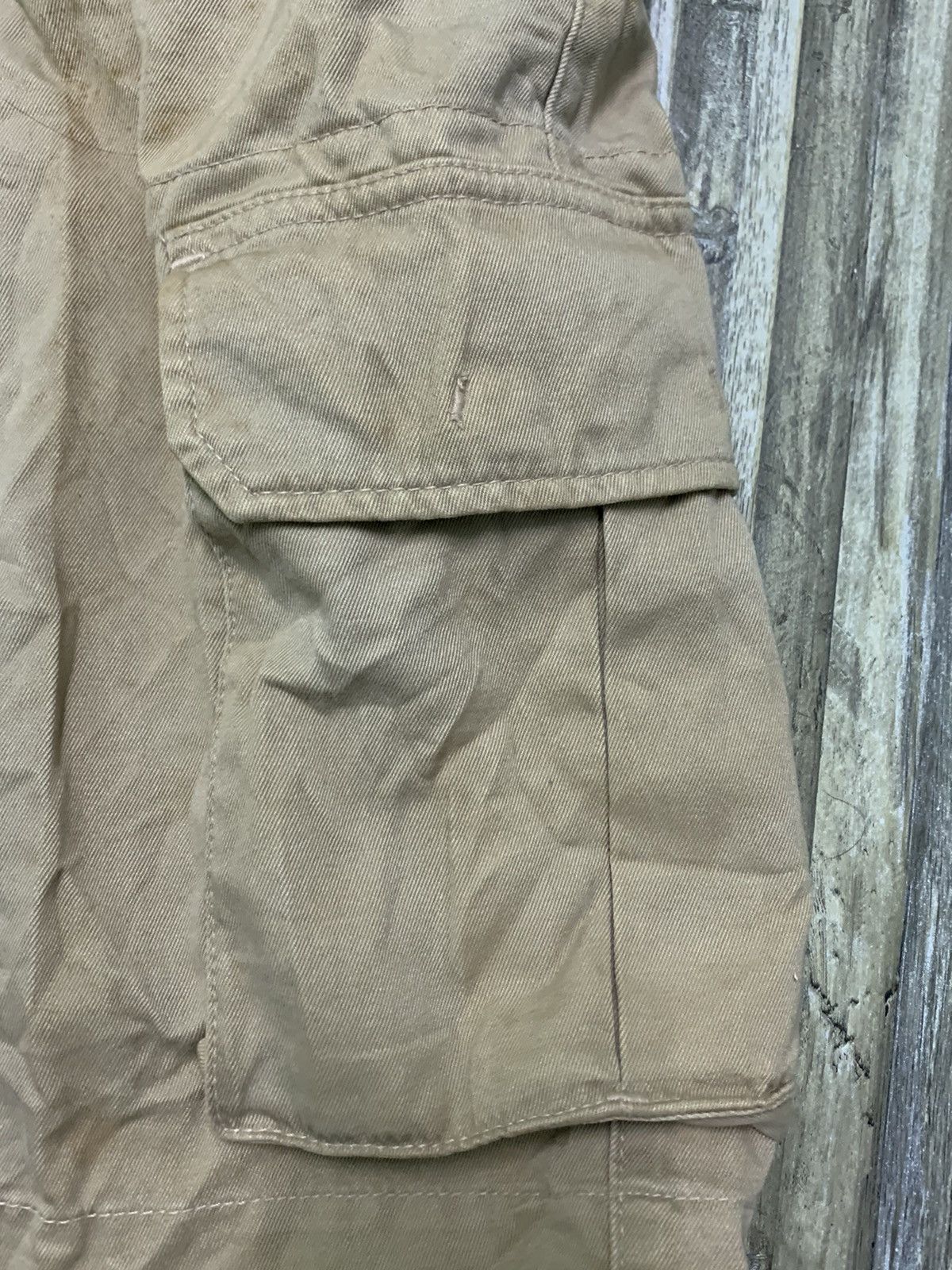 Japanese Brand × Levi's × Vintage Nice Vintage Levi’s Red Tab Chinos Cargo Short Pants Size US 32 / EU 48 - 5 Thumbnail