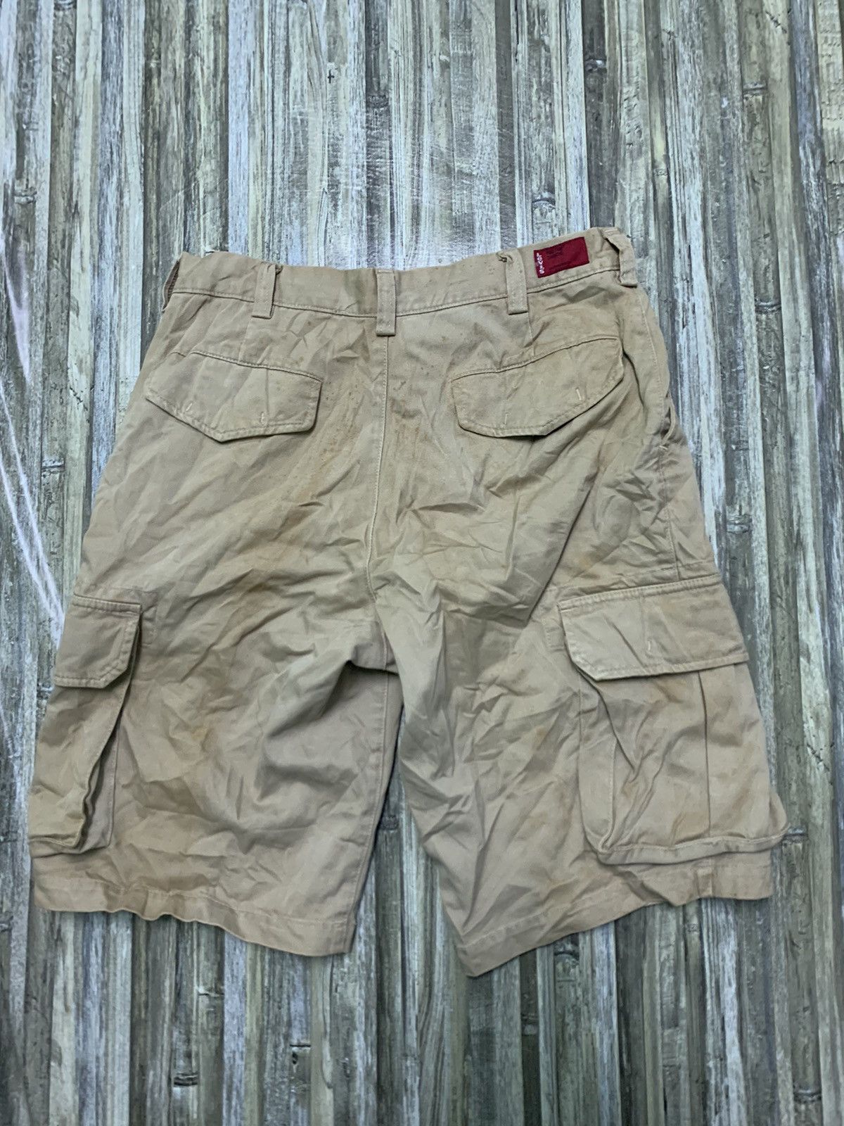 Japanese Brand × Levi's × Vintage Nice Vintage Levi’s Red Tab Chinos Cargo Short Pants Size US 32 / EU 48 - 6 Thumbnail