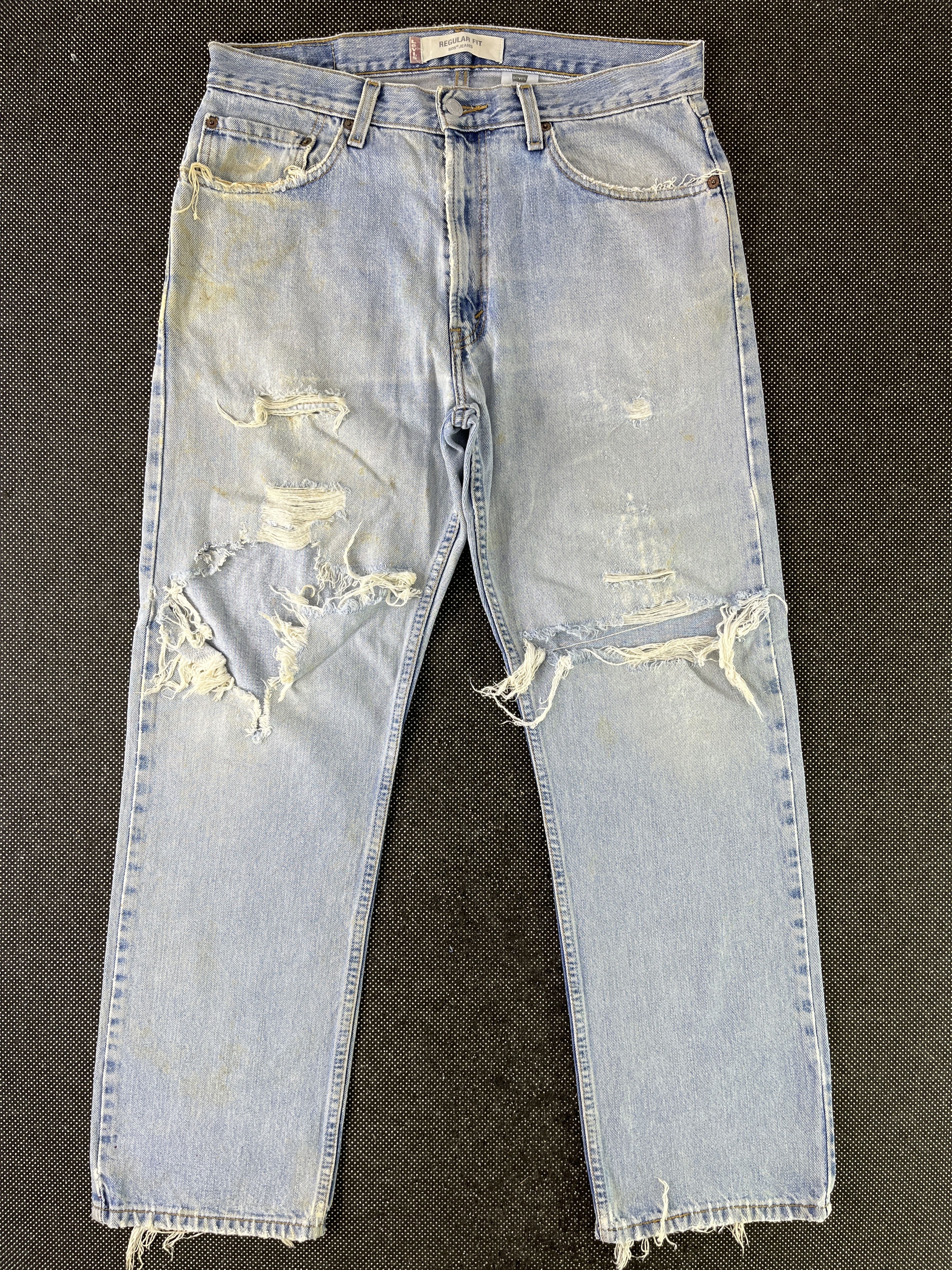 Levi's Vintage Levi’s 505 Thrashed Ripped Jeans - J320 Size US 34 / EU 50 - 1 Thumbnail