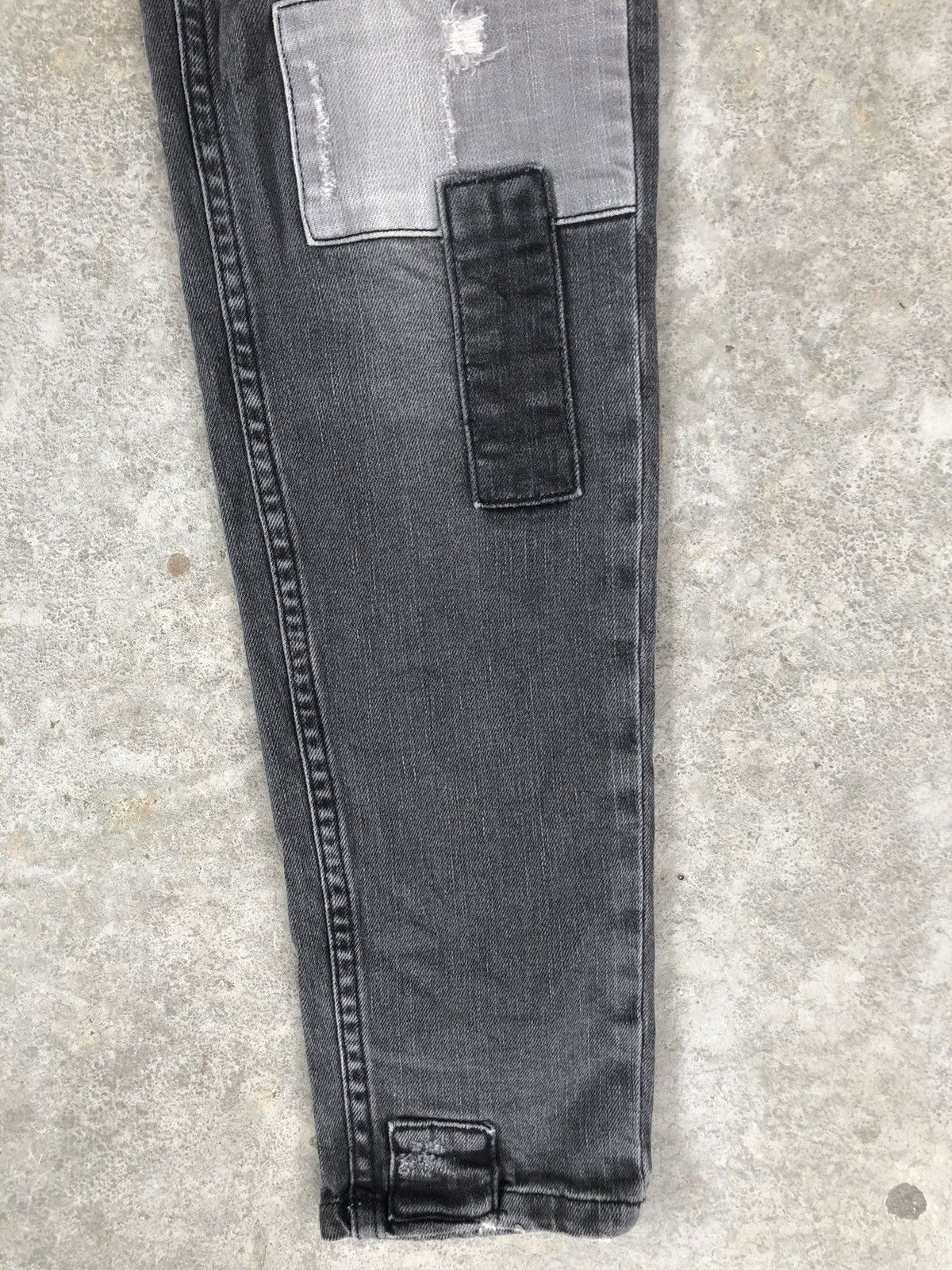Who Decides War Japanese Monki Skinny Jeans Distressed Jeans Patchwork Denim Size US 29 - 7 Thumbnail
