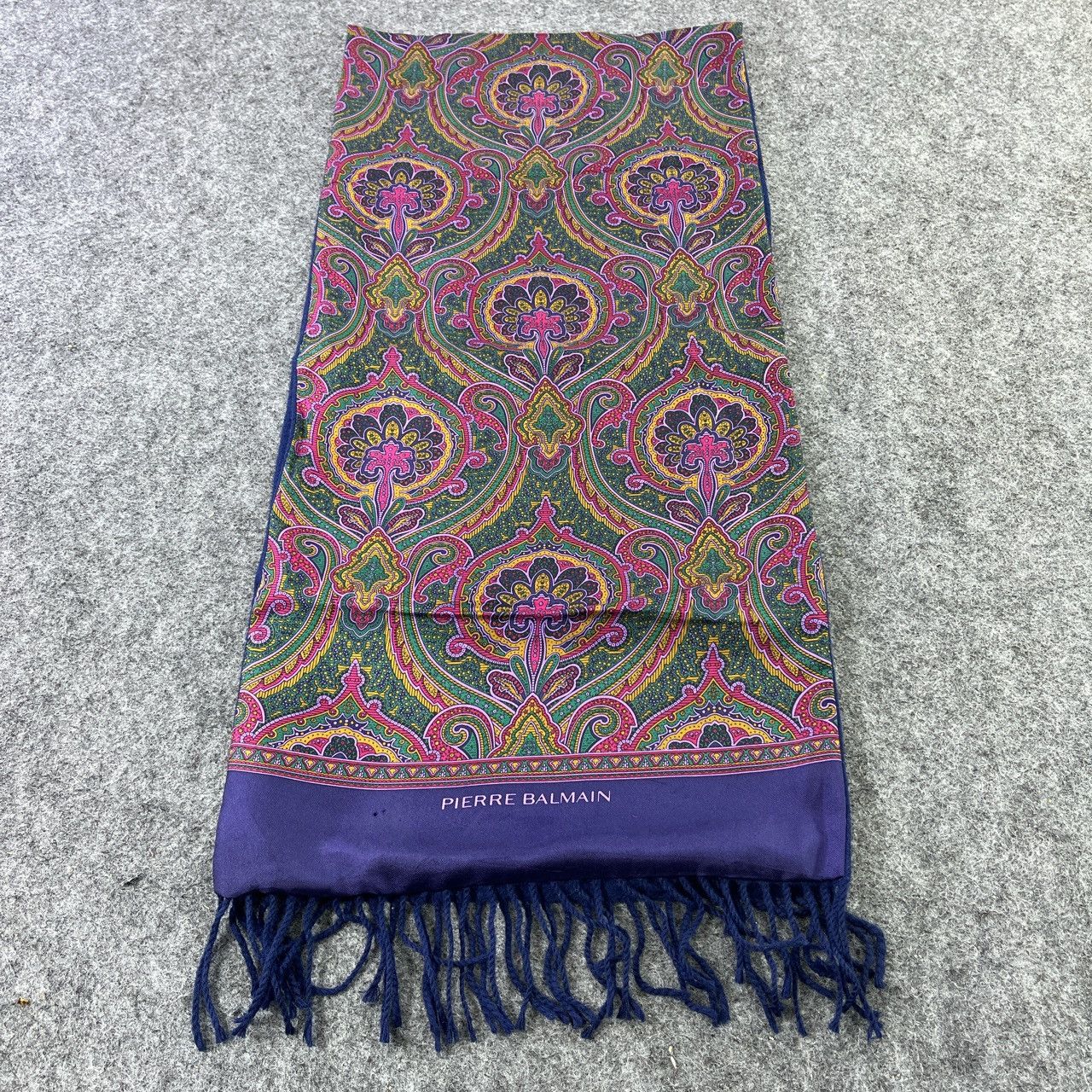 Pierre Balmain Pierre Balmain Silk Paisley Scarf / Muffler - T091 Size ONE SIZE - 1 Thumbnail