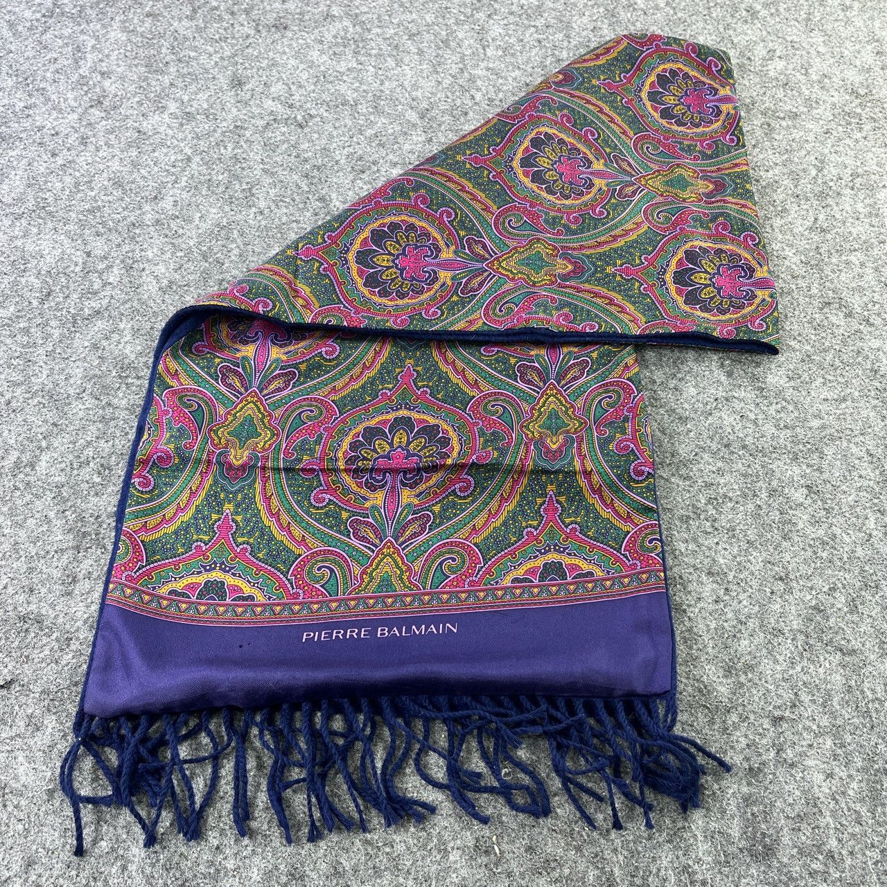 Pierre Balmain Pierre Balmain Silk Paisley Scarf / Muffler - T091 Size ONE SIZE - 2 Thumbnail