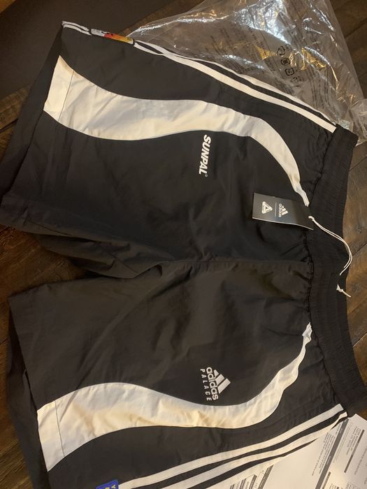 Adidas ADIDAS x PALACE SUNPAL SHORTS BLACK XL | Grailed